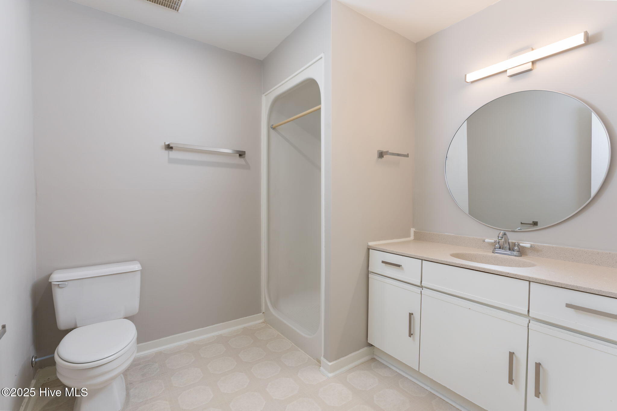 732 Azalea Drive 413 Property Photo 27