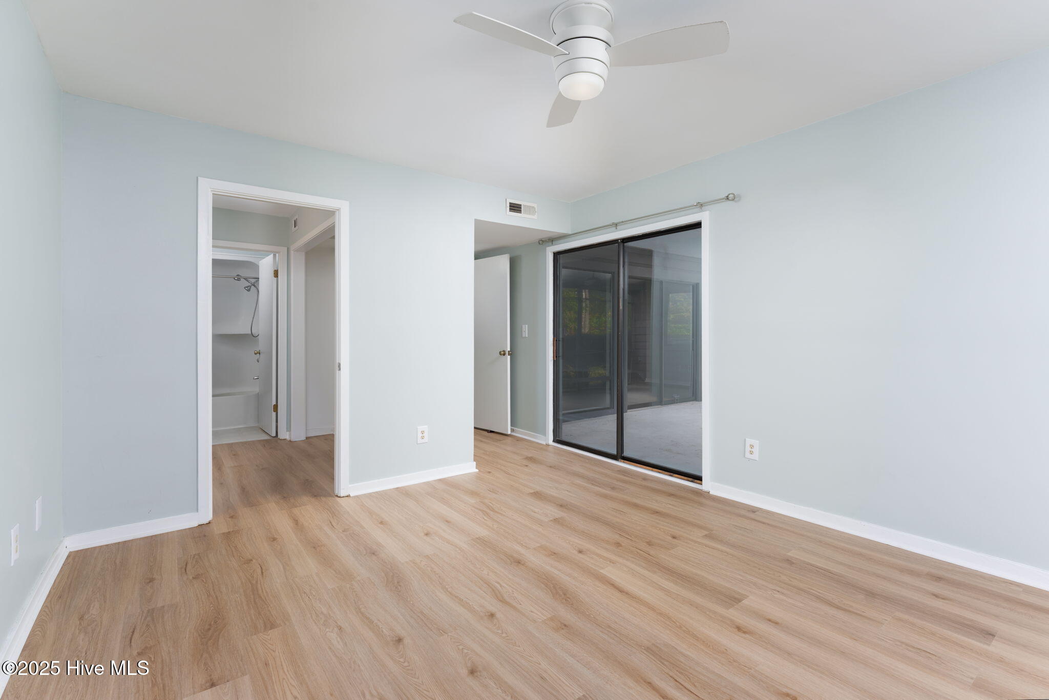 732 Azalea Drive 413 Property Photo 31