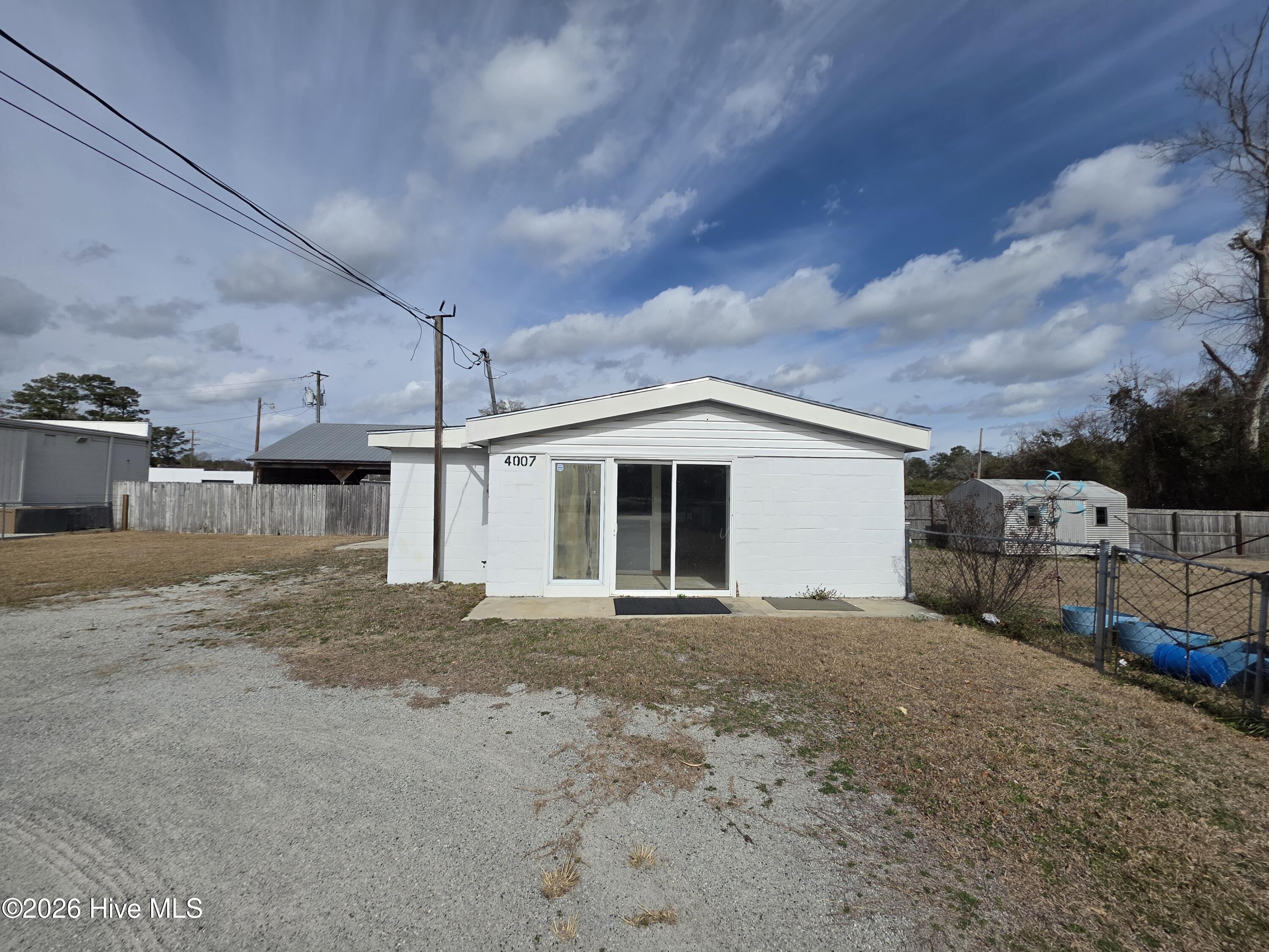4009 Holly Shelter Road Property Photo 7