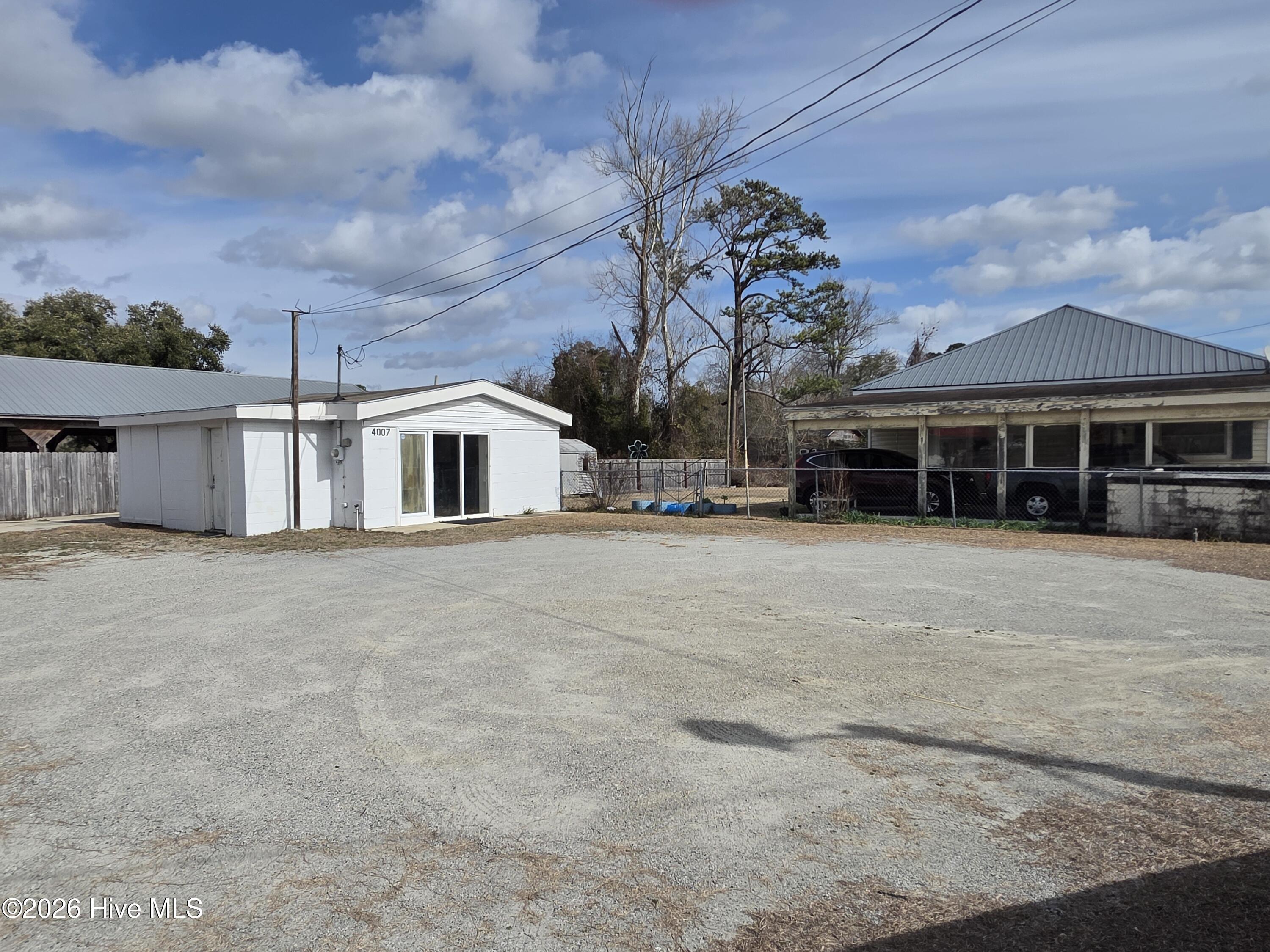 4009 Holly Shelter Road Property Photo 8