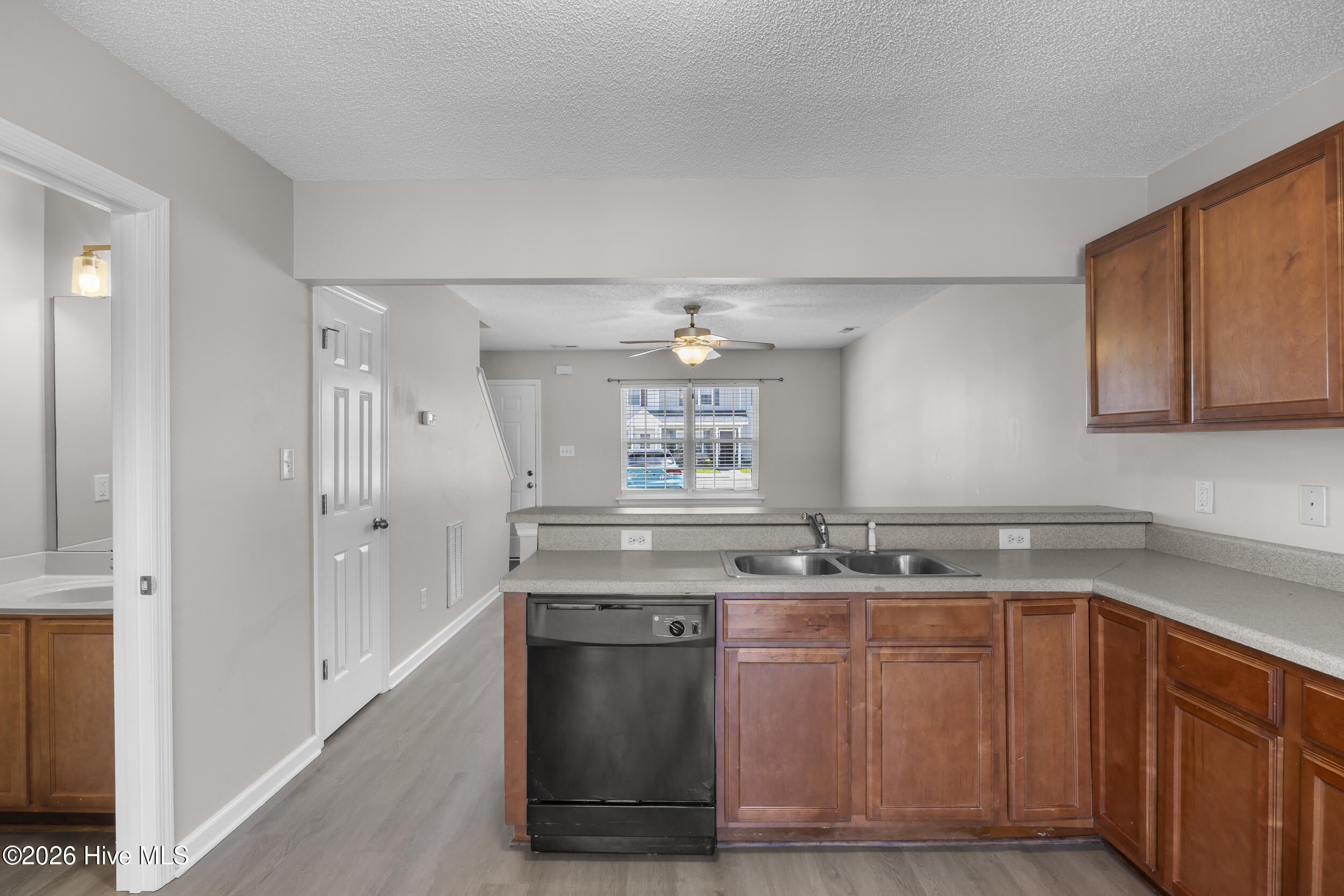 1003 Grandeur Avenue Property Photo 9