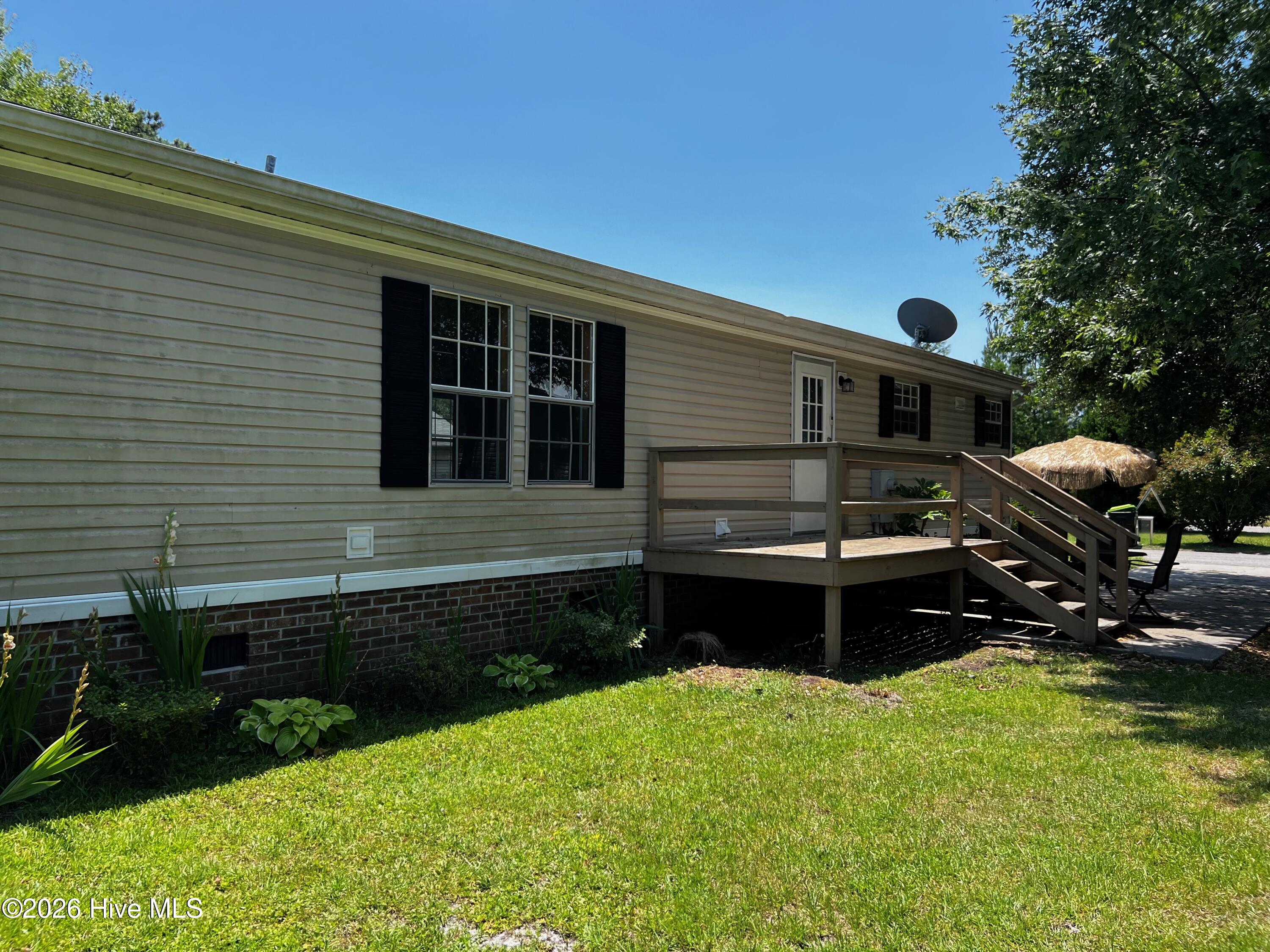 907 Kontiki Court Property Photo 2