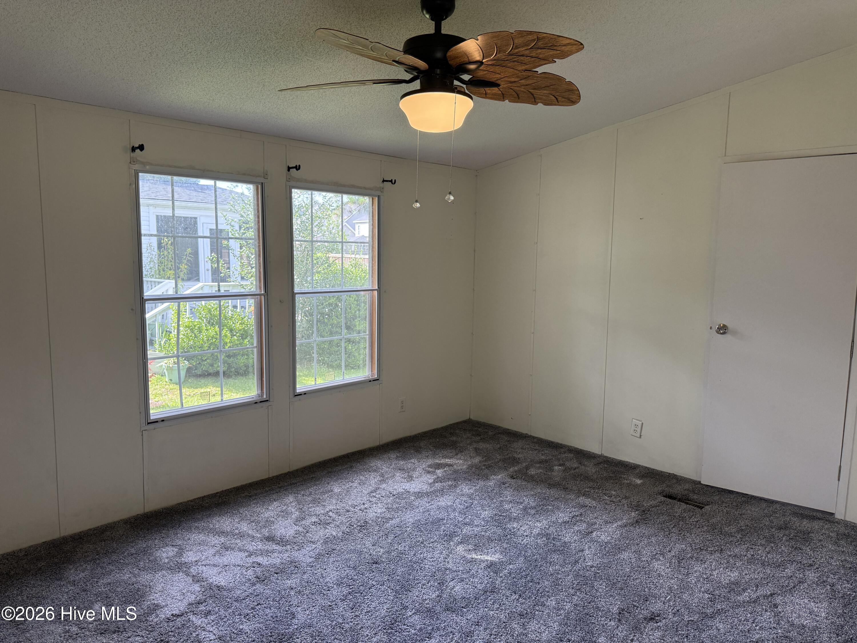 907 Kontiki Court Property Photo 7