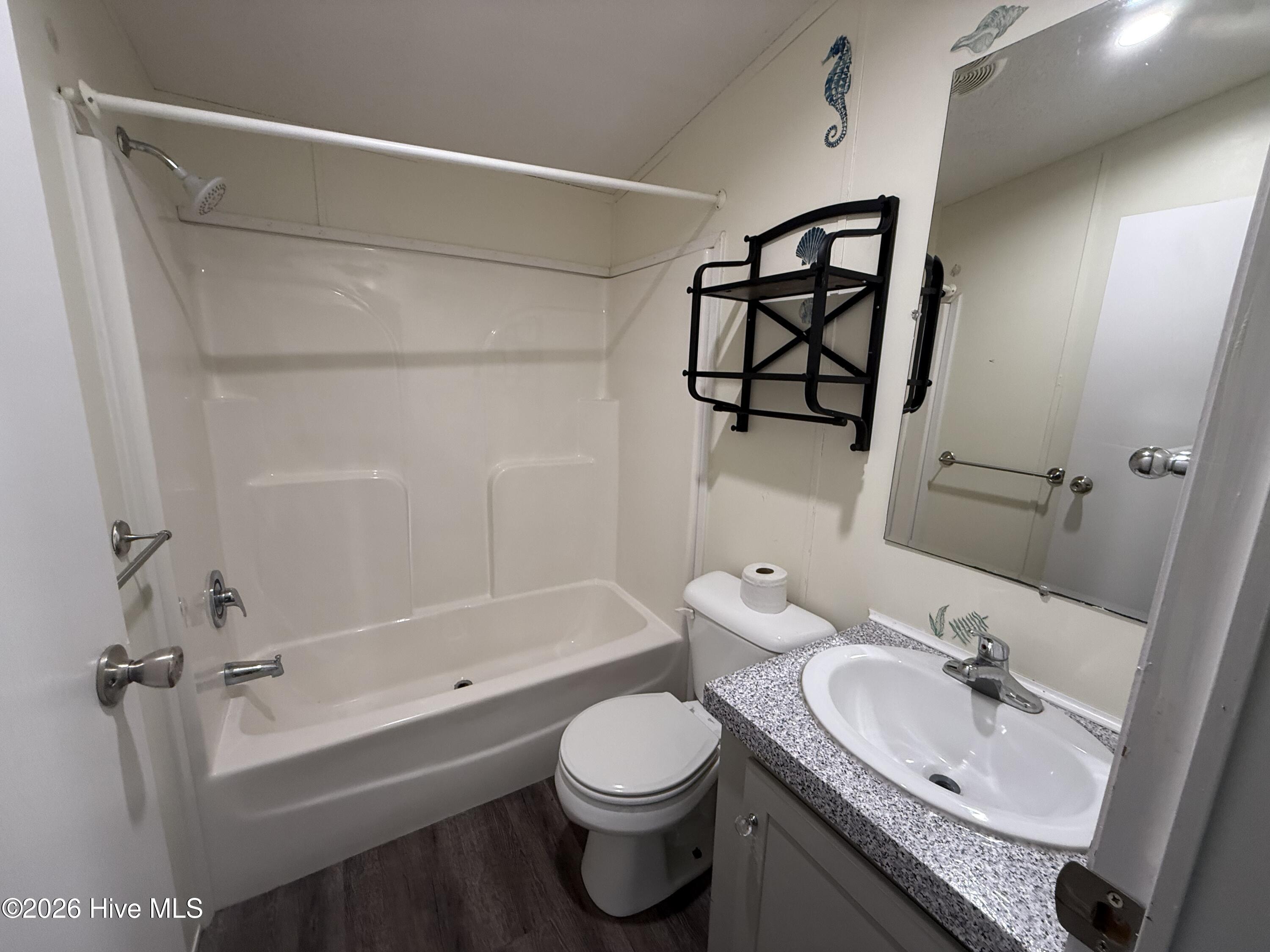 907 Kontiki Court Property Photo 8