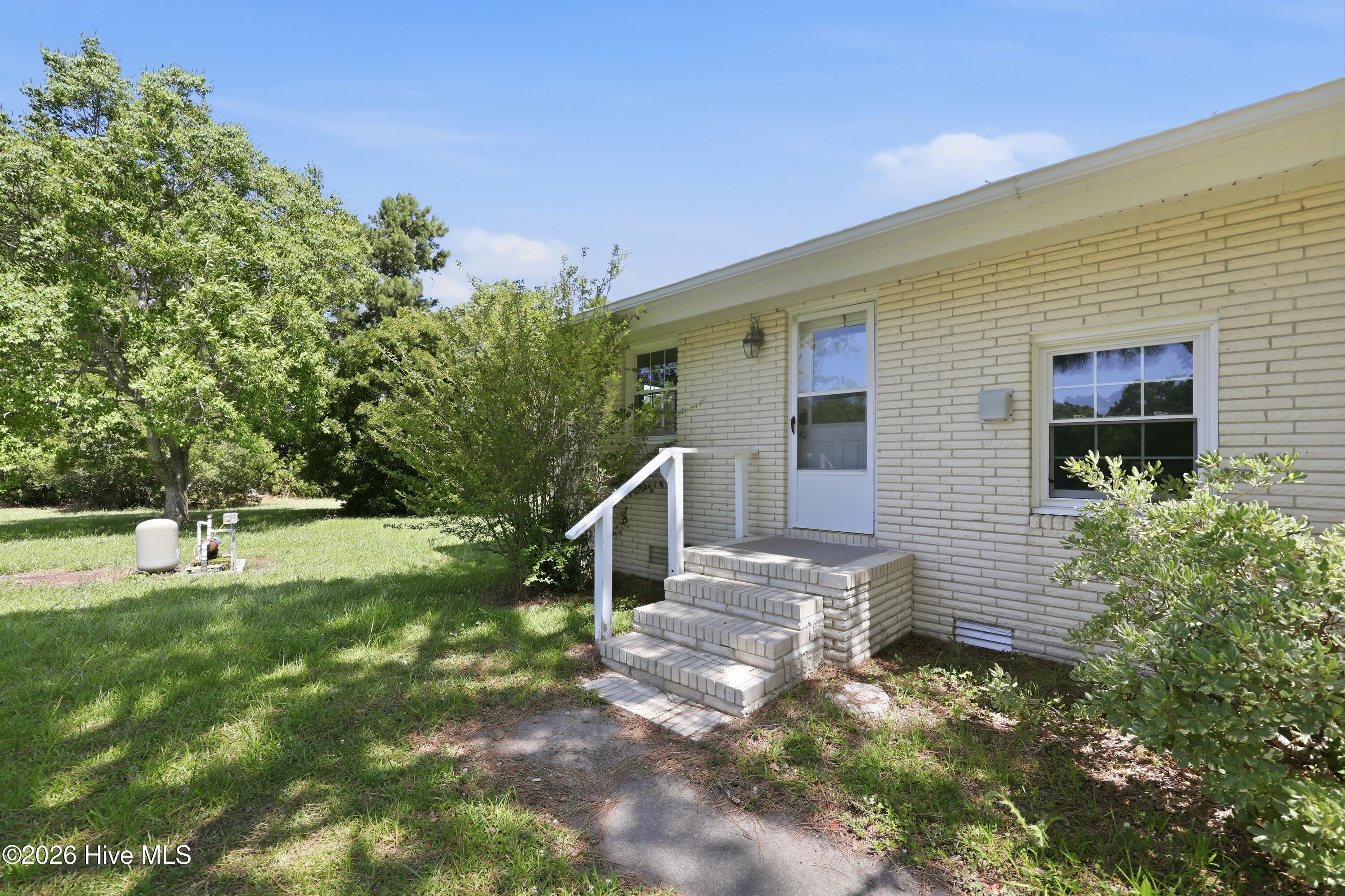 526 Crow Hill Road Property Photo 3