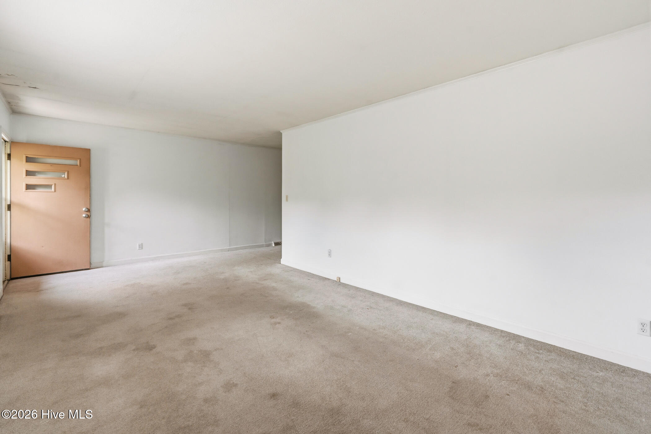 163 & 165 E Main Street E Property Photo 27