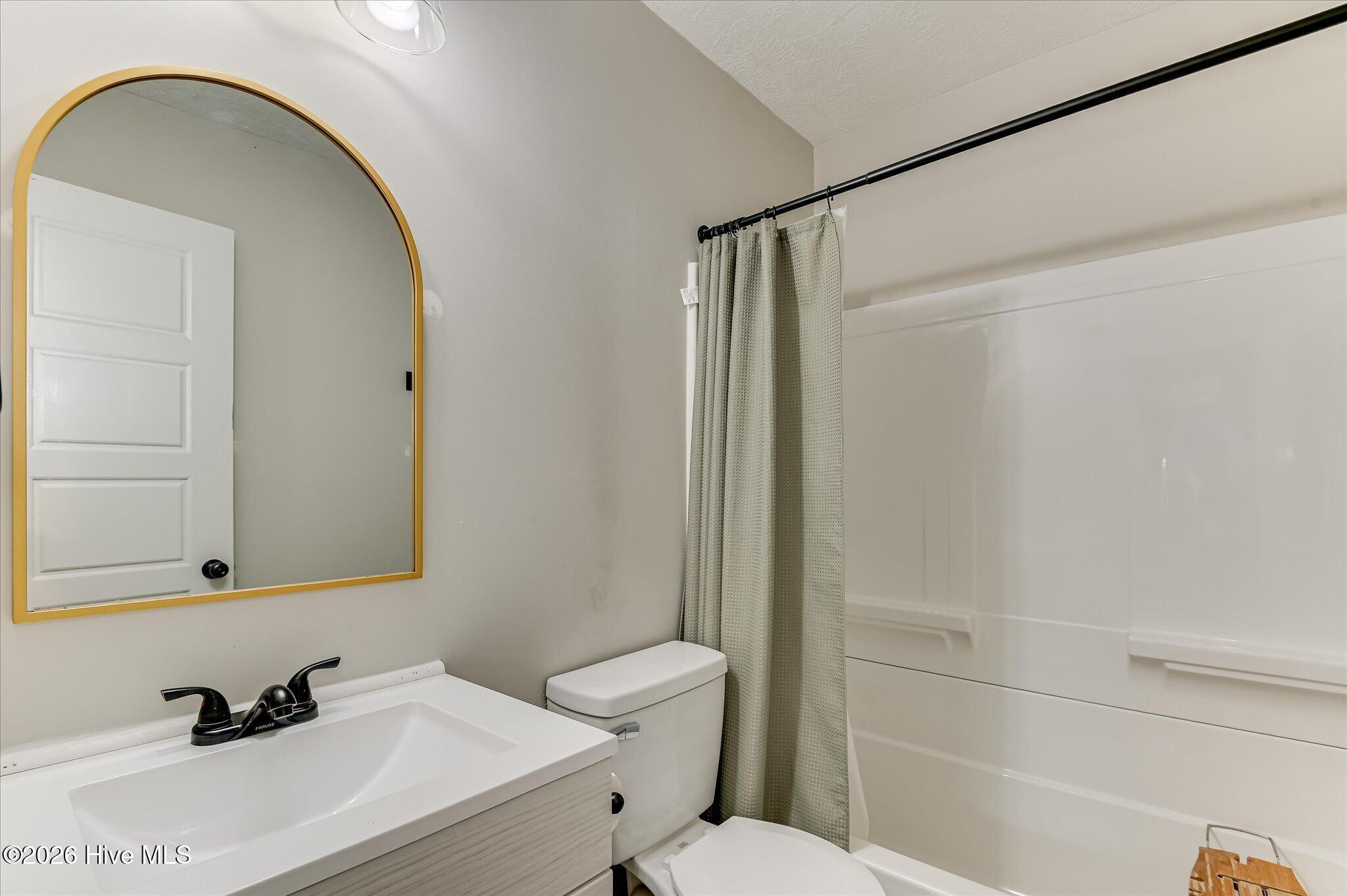 131 Dresden Drive Property Photo 38