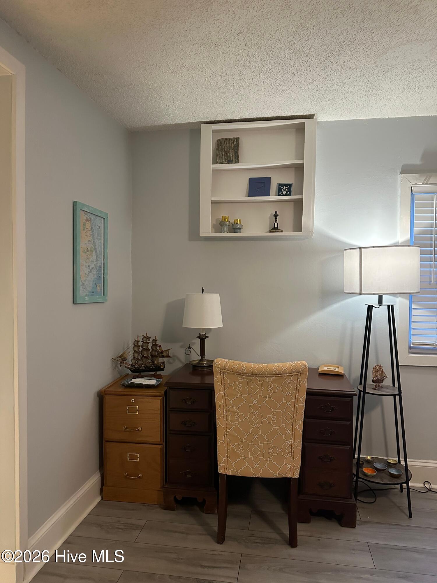 302 N Shores Road Property Photo 5