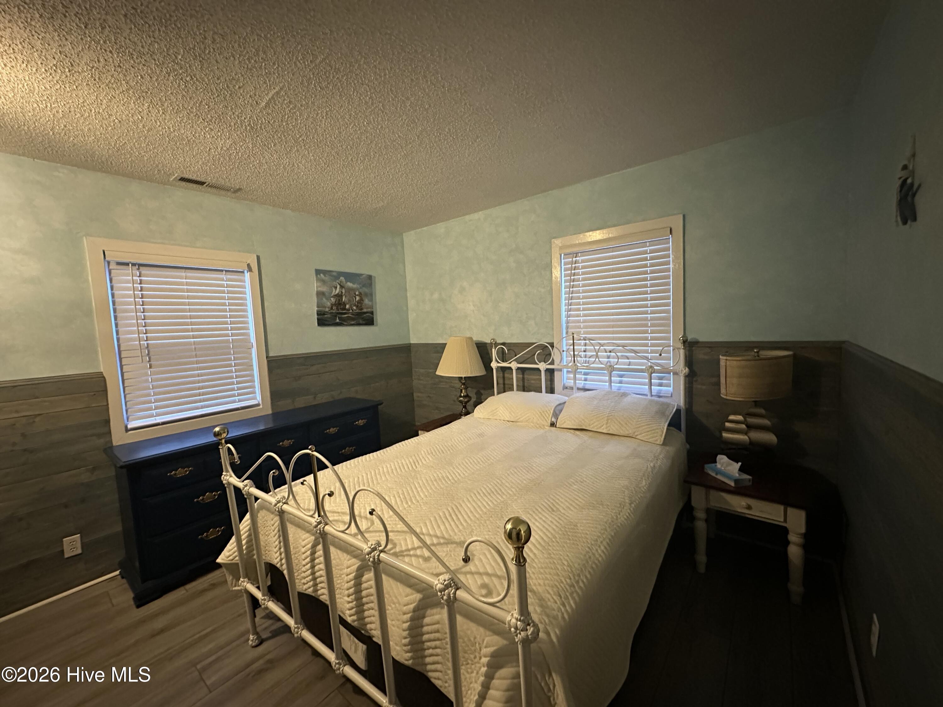 302 N Shores Road Property Photo 17