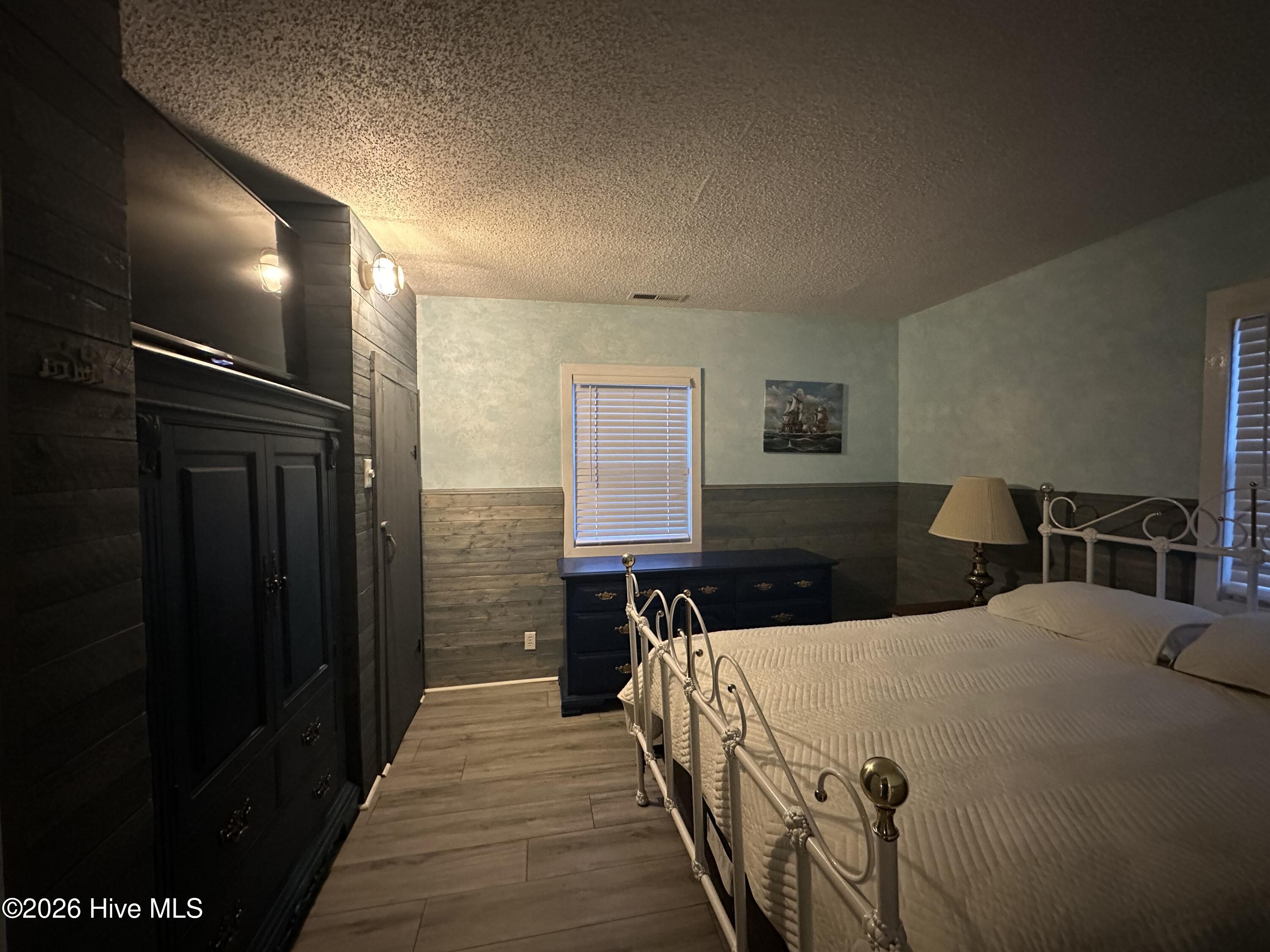 302 N Shores Road Property Photo 19