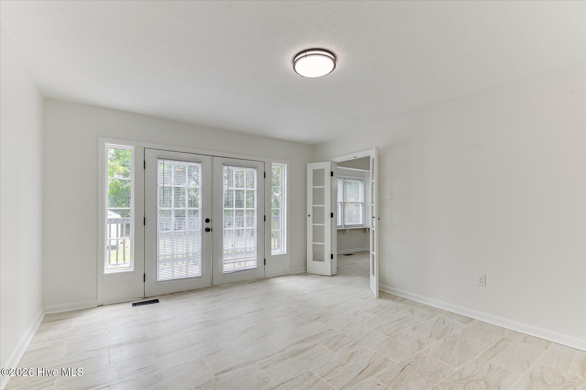 2012 Pennsylvania Avenue Property Photo 26