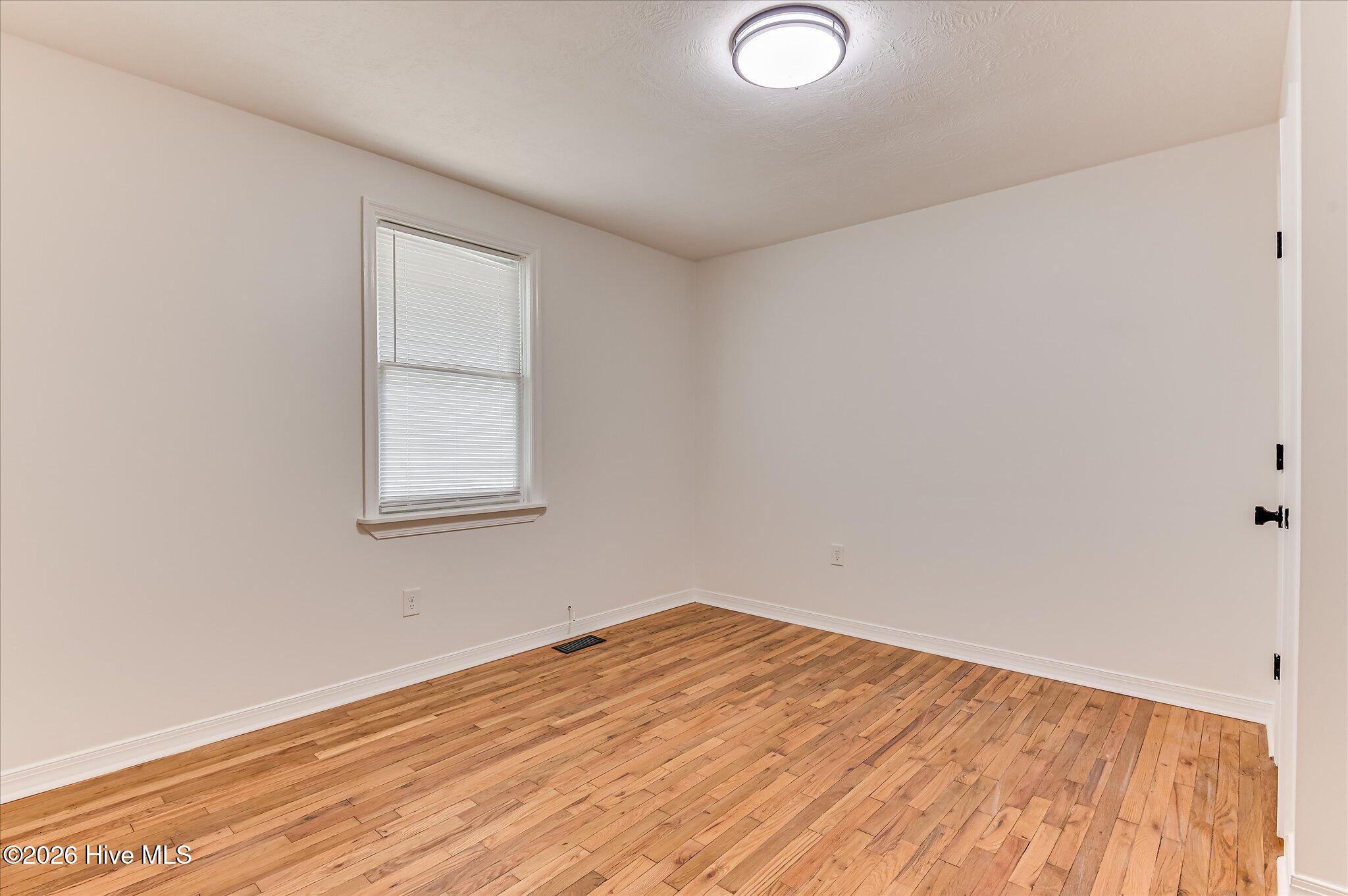 2012 Pennsylvania Avenue Property Photo 34