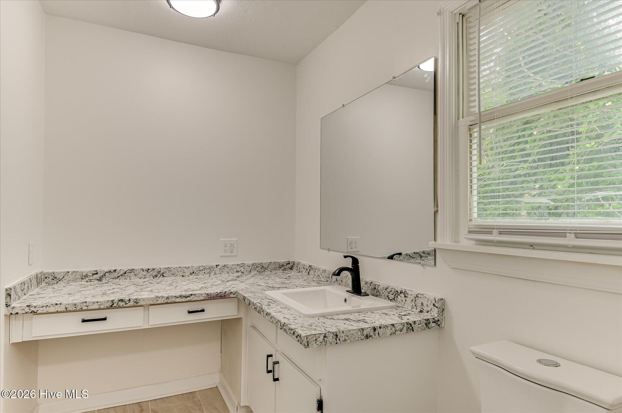 2012 Pennsylvania Avenue Property Photo 42