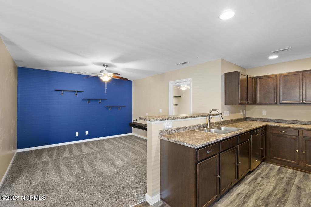 123 James Avenue Property Photo 8