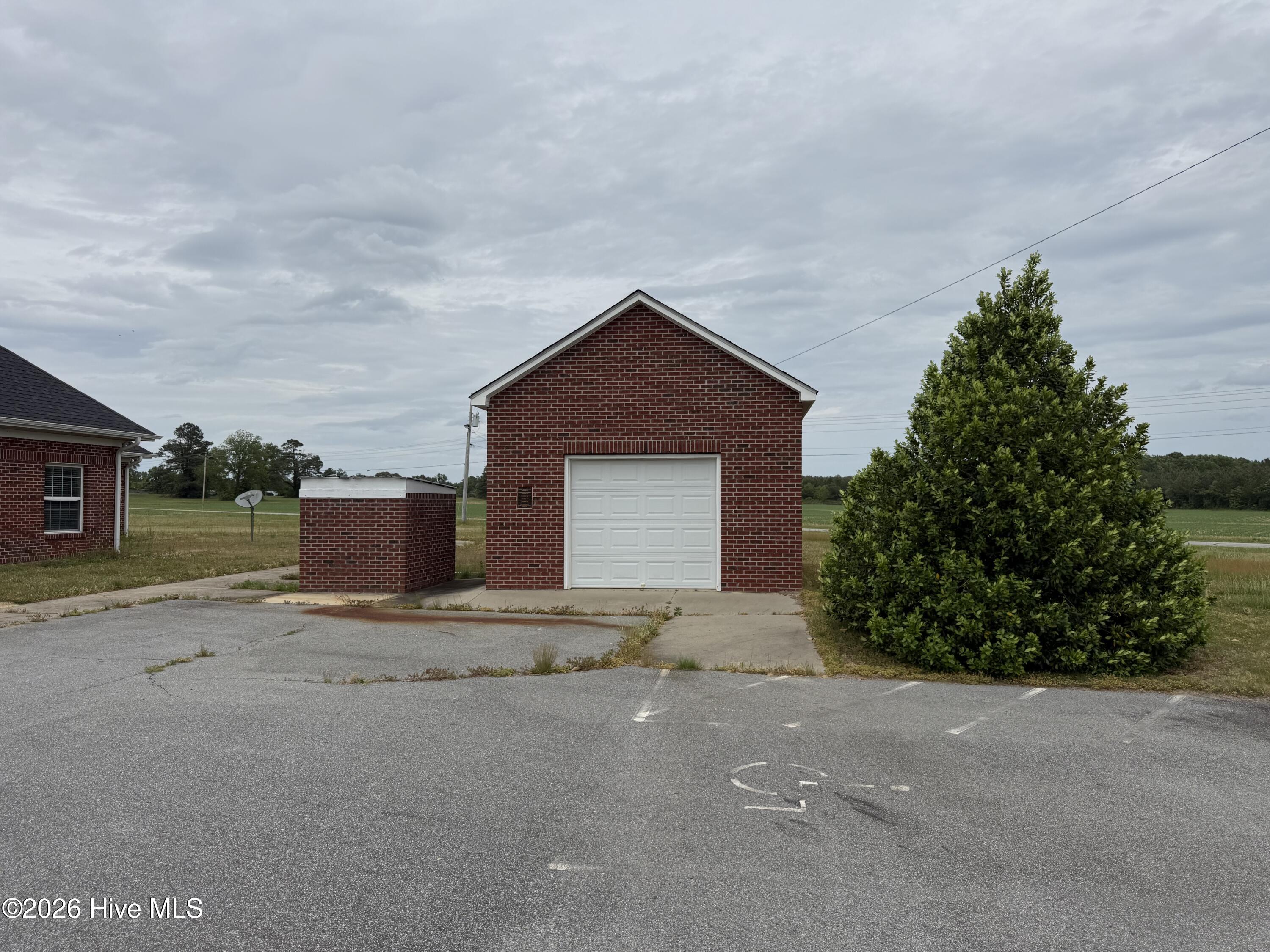 418 Menola St John Road Property Photo 10
