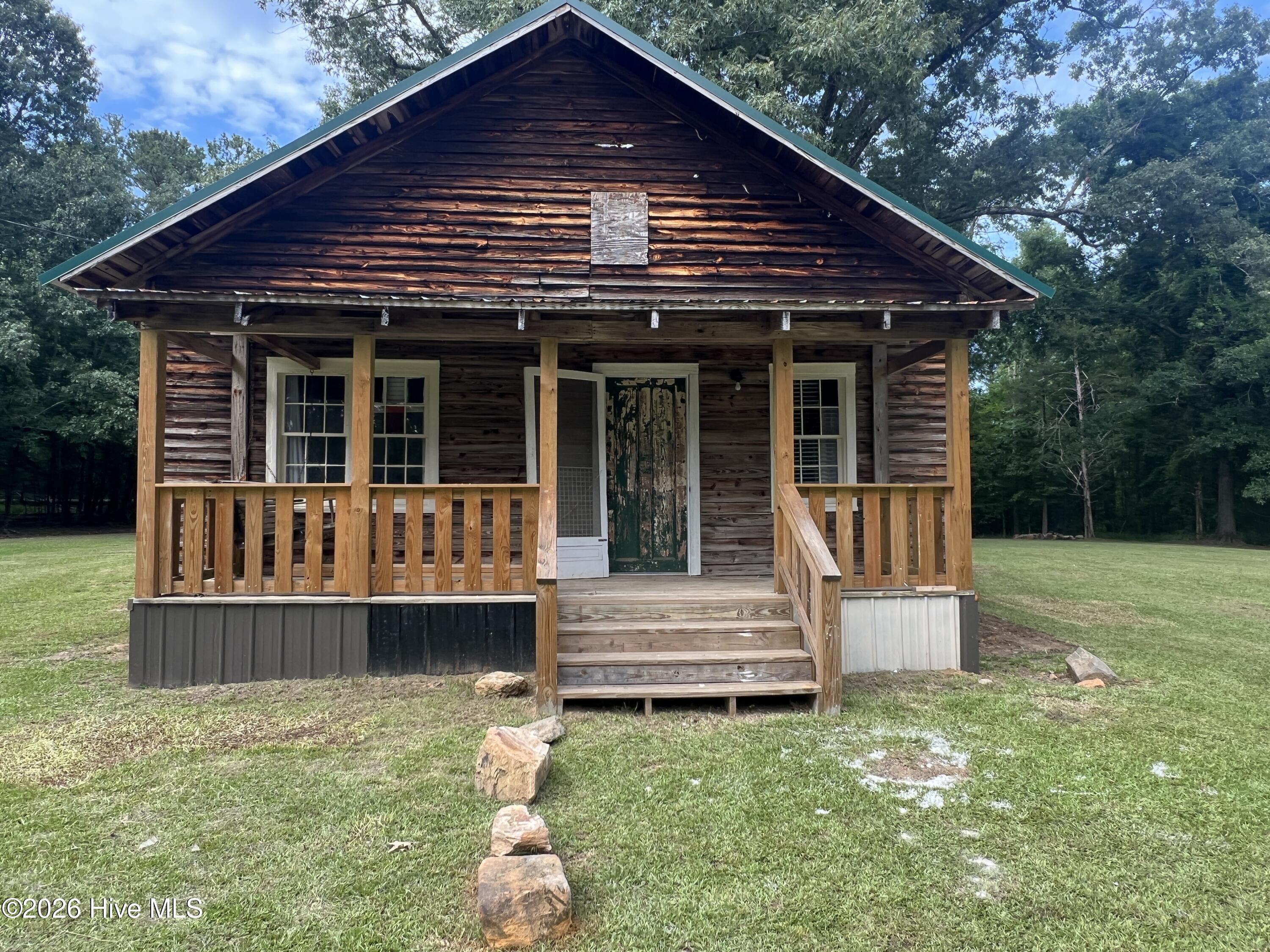 5527 Clay Hill Road Property Photo 2