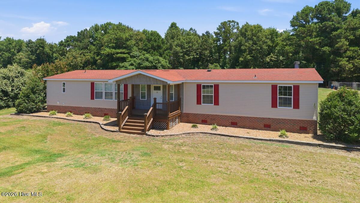 211 Arbor Drive Property Photo 5