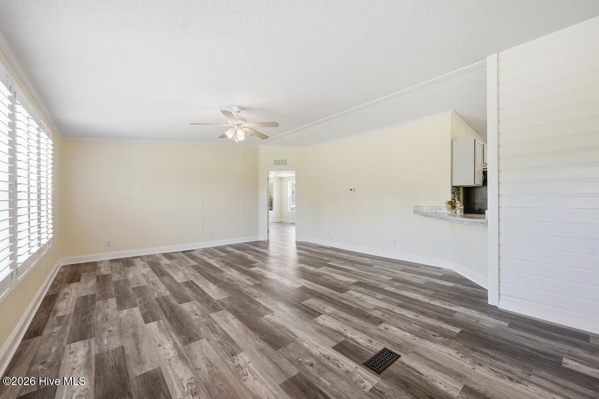 211 Arbor Drive Property Photo 16