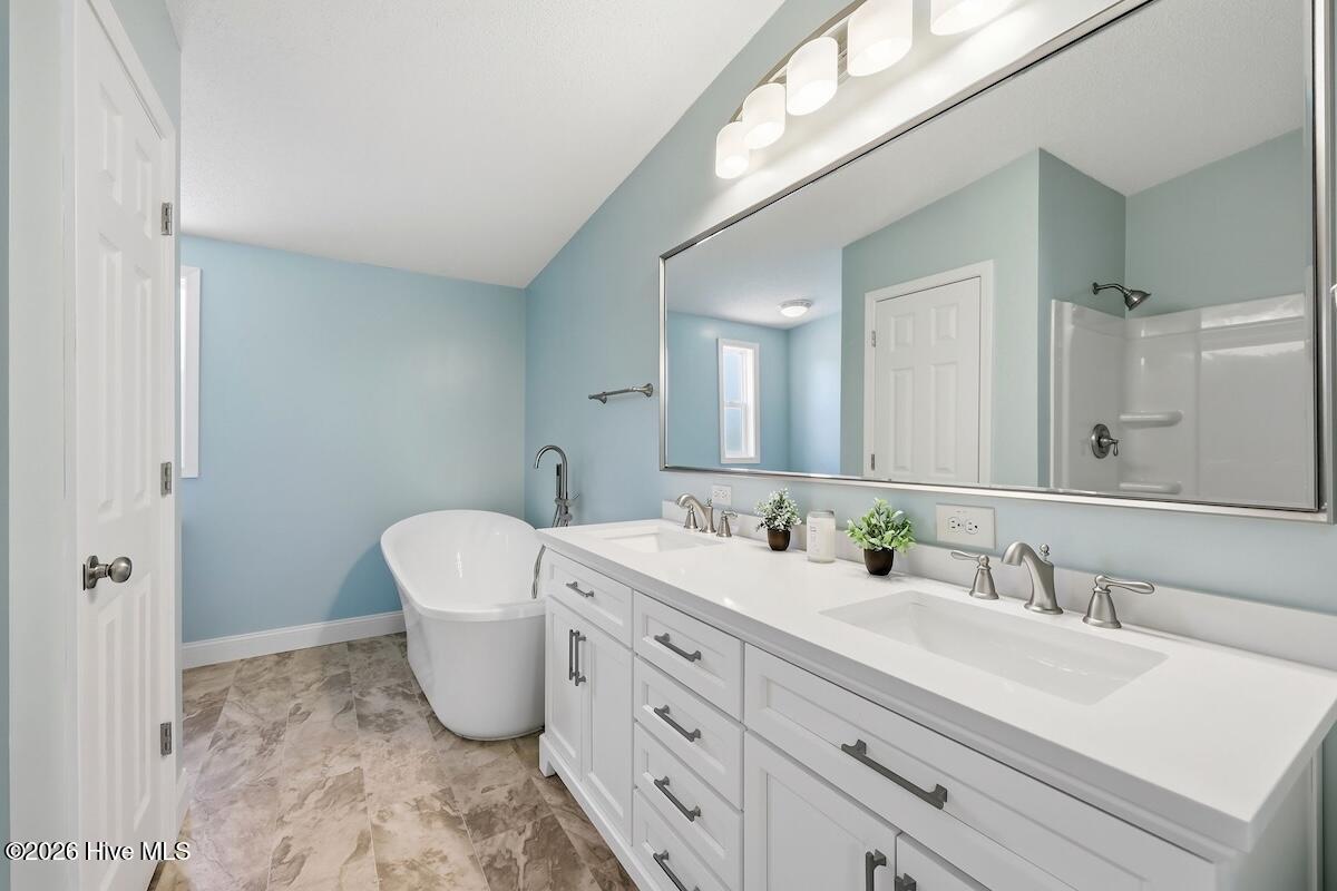 211 Arbor Drive Property Photo 23
