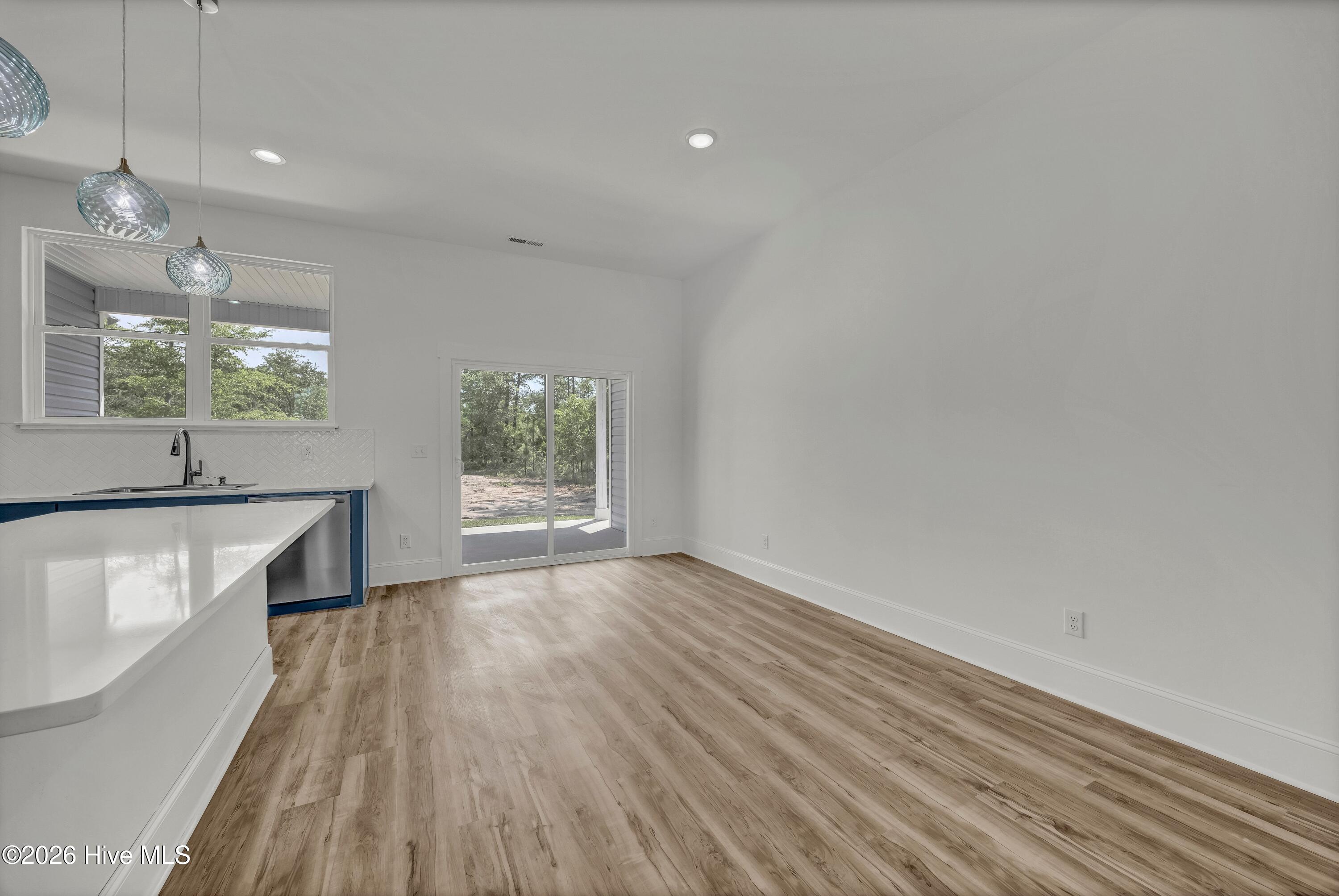 251 Foxcroft Road Property Photo 9