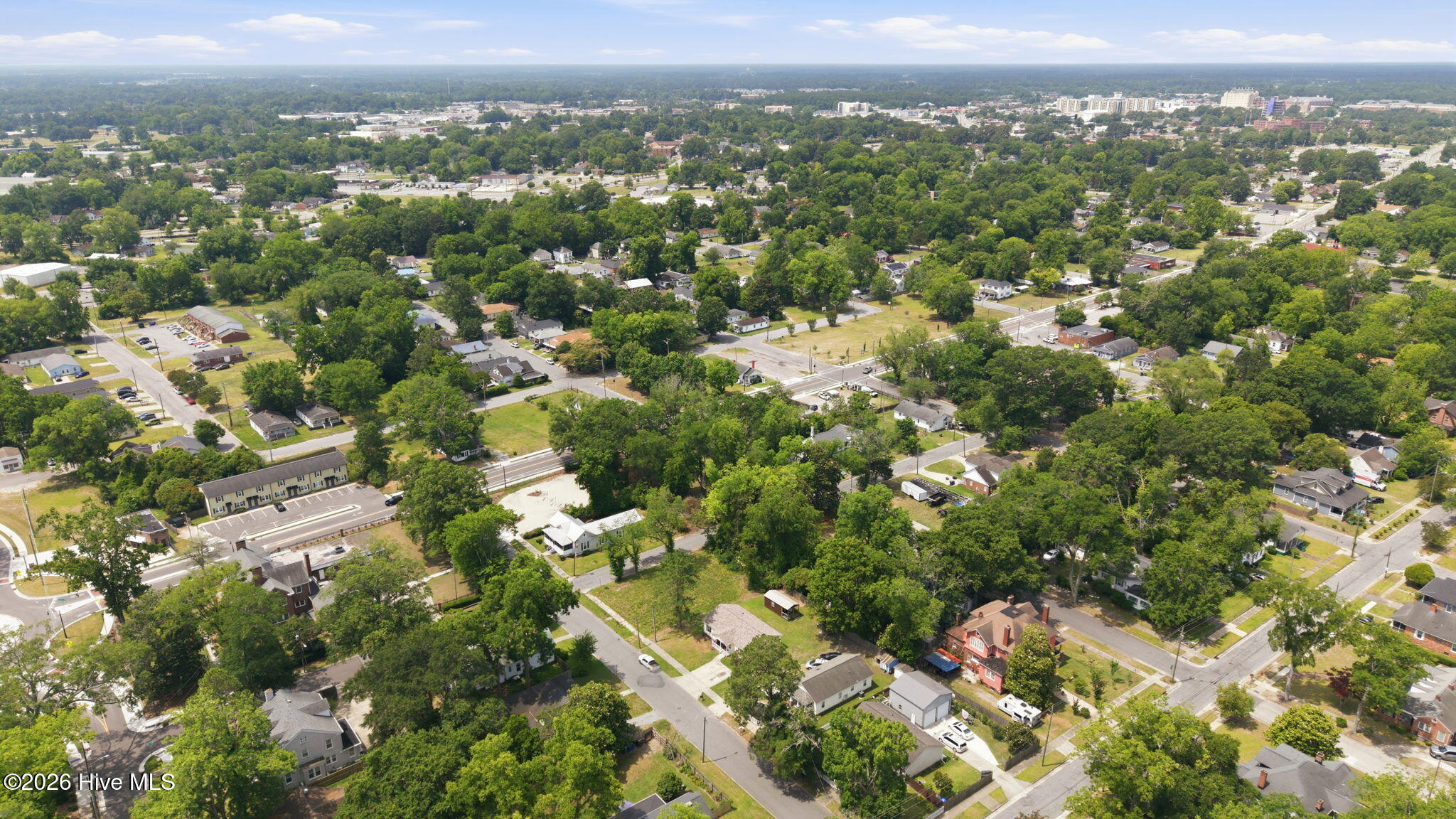 410 Latham Street Property Photo 12