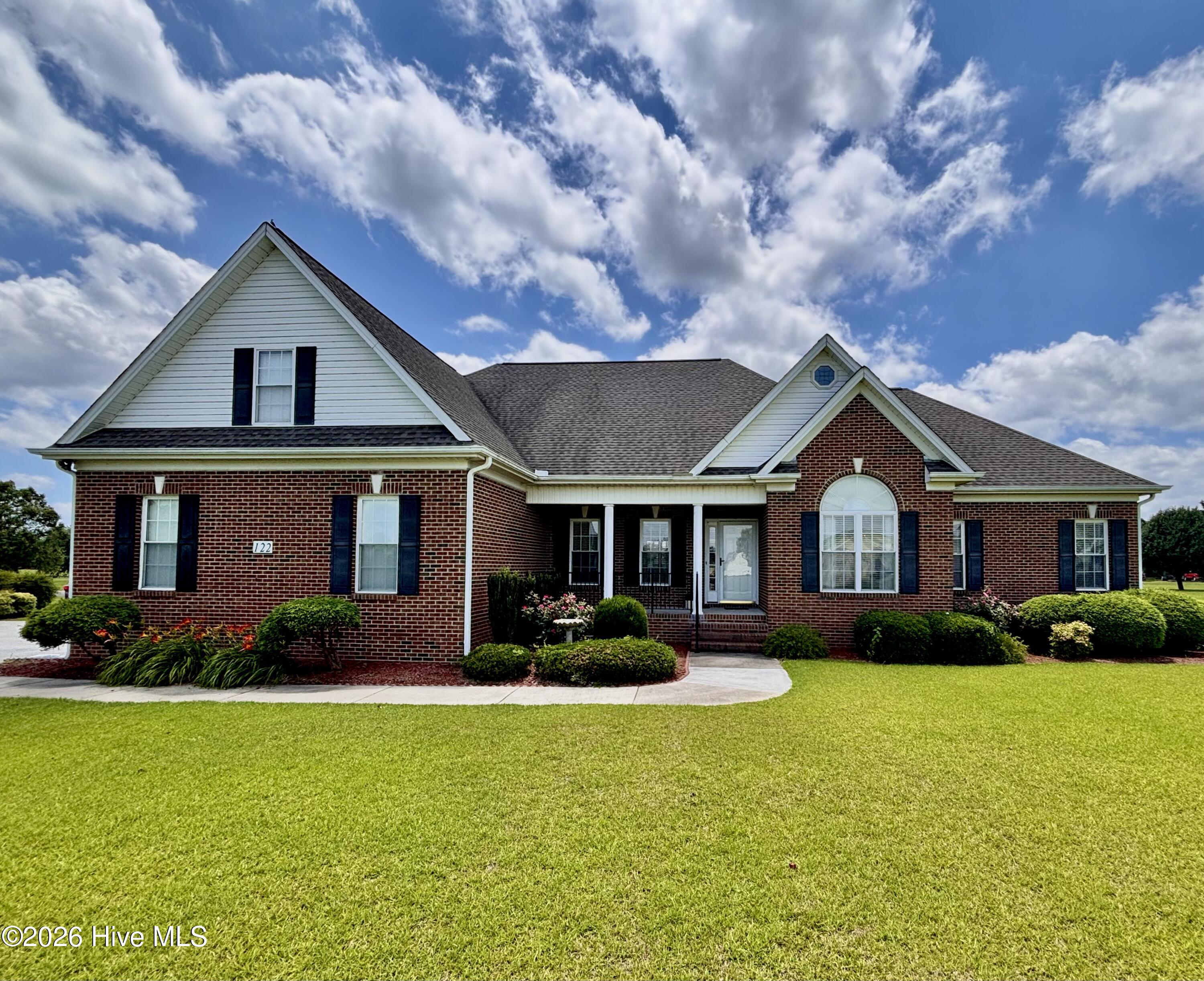 122 Challenge Club Drive Property Photo 2