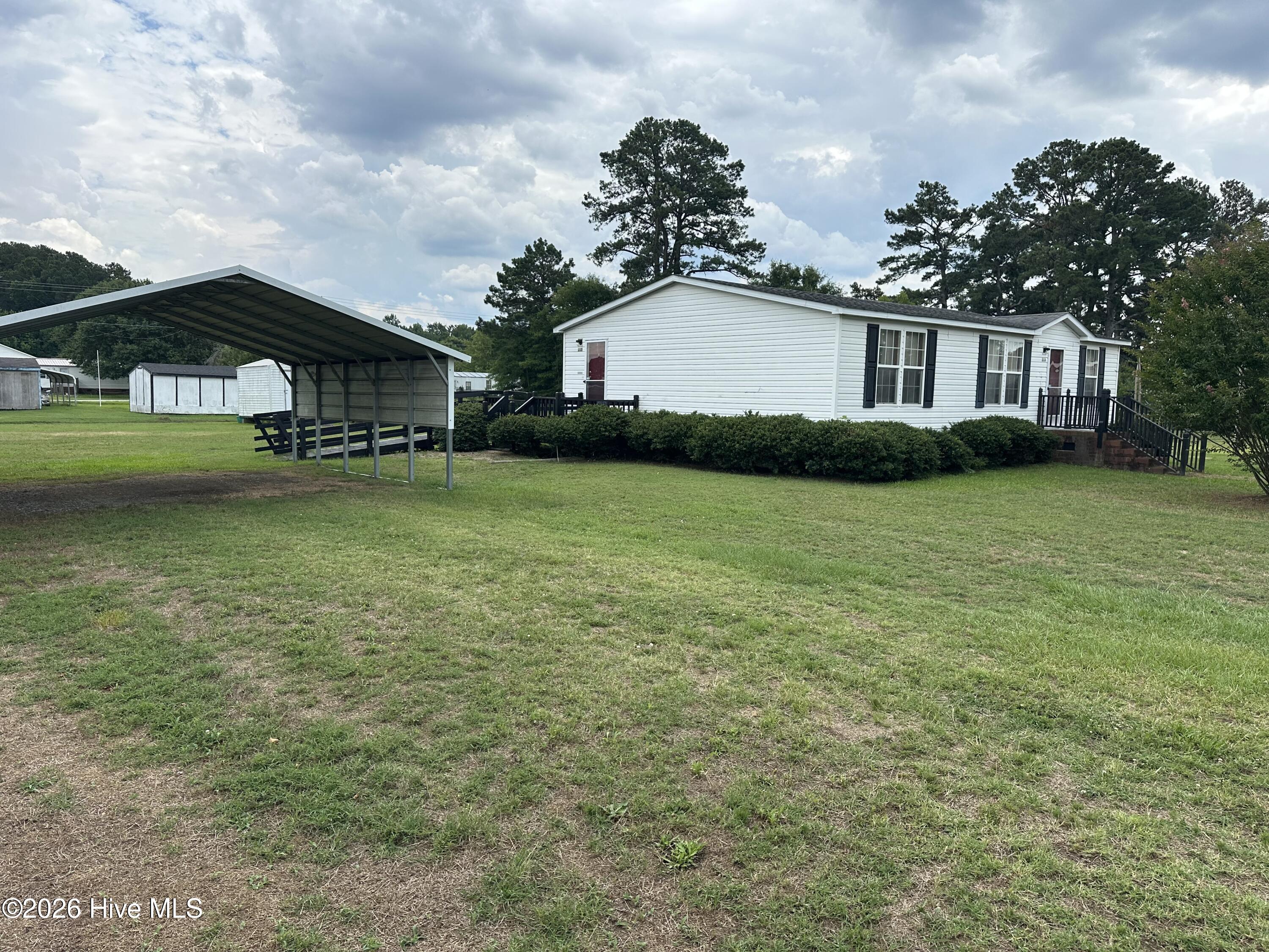 113 Carlyle Askew Drive Property Photo 4