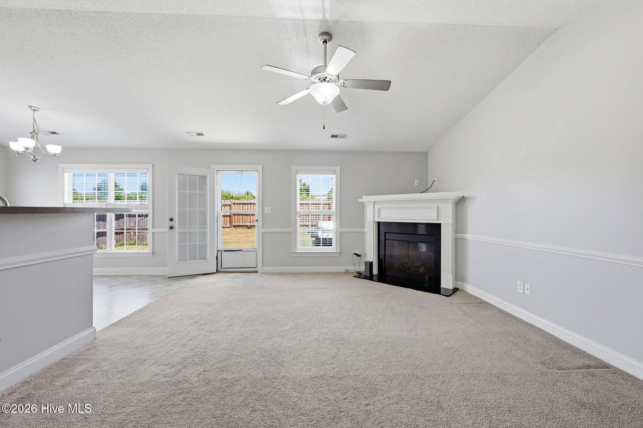 3675 Highland Drive Property Photo 5