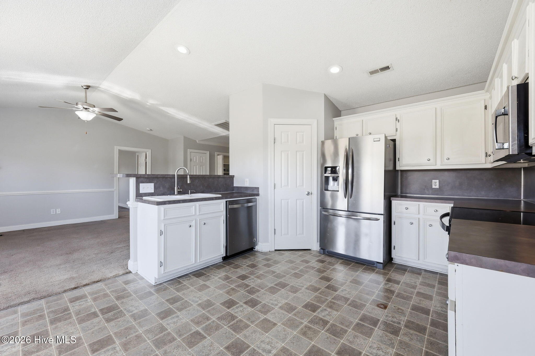 3675 Highland Drive Property Photo 7