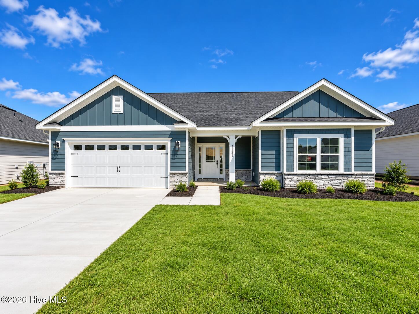 2121 Sandbrook Loop Property Photo 1