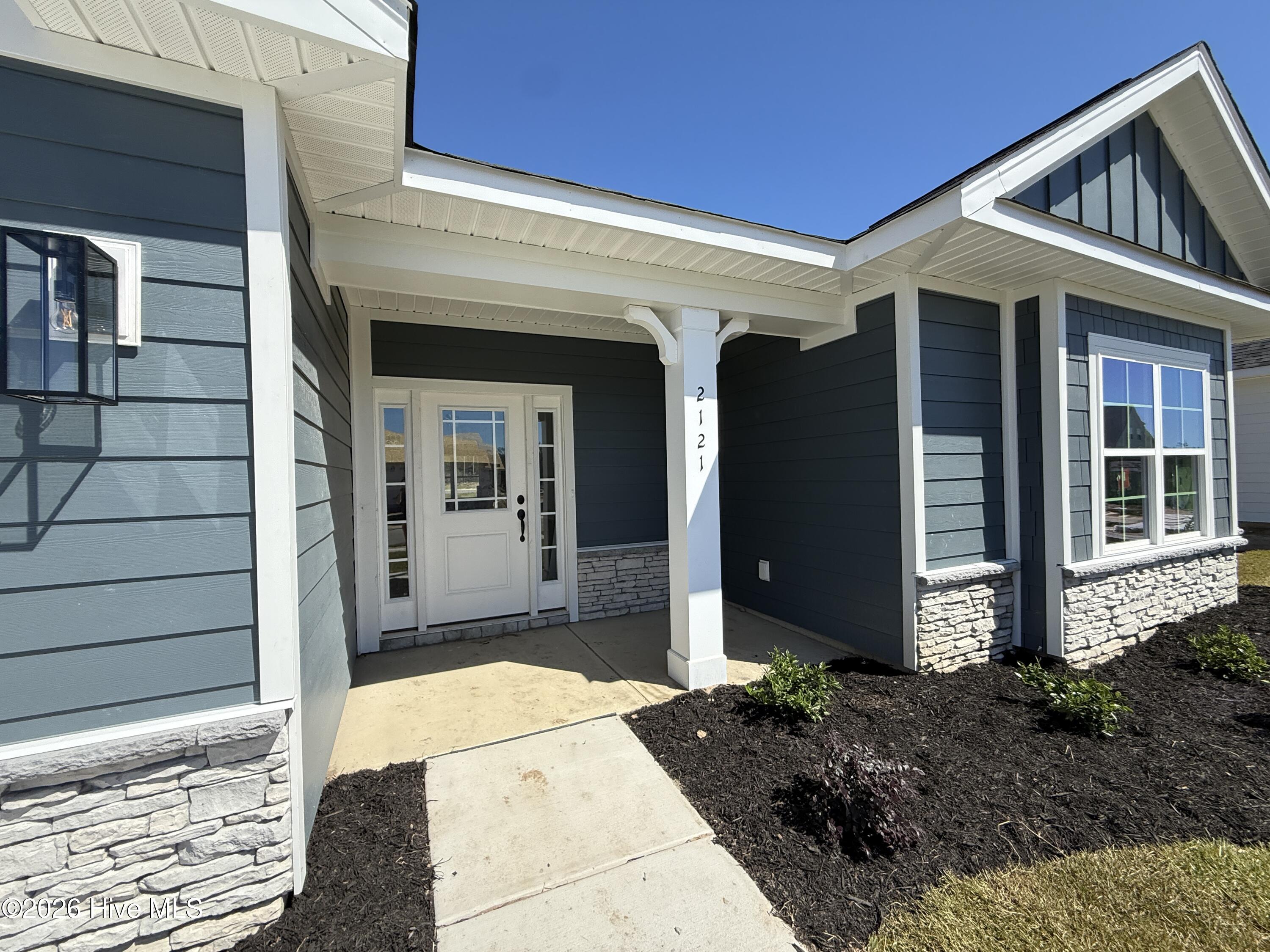 2121 Sandbrook Loop Property Photo 4