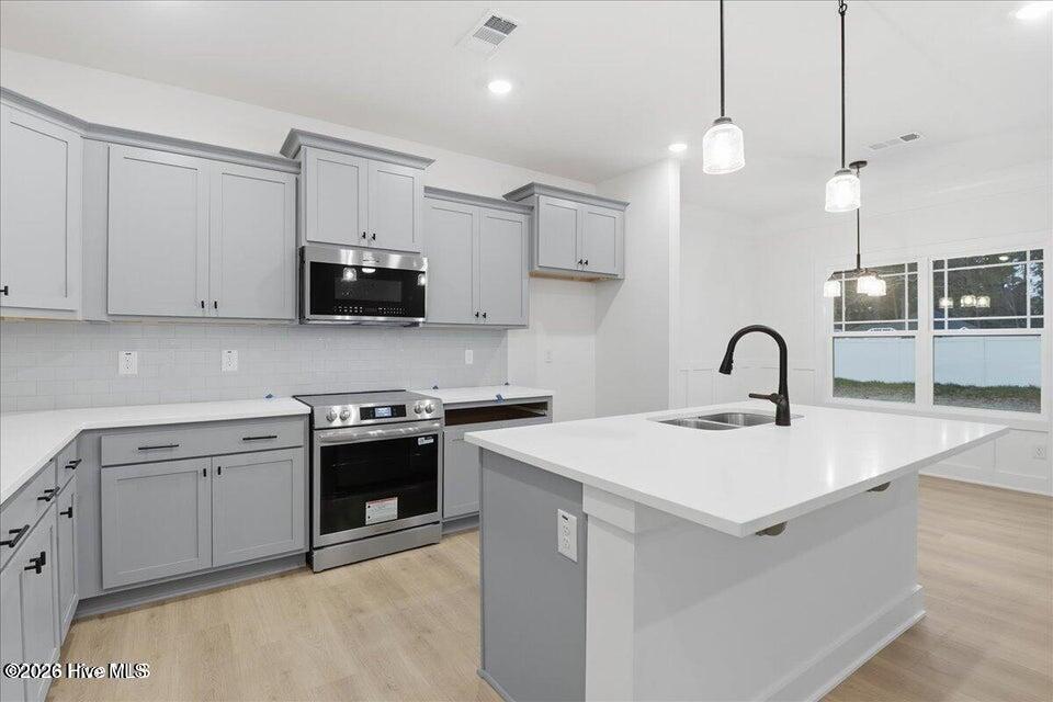 2121 Sandbrook Loop Property Photo 6