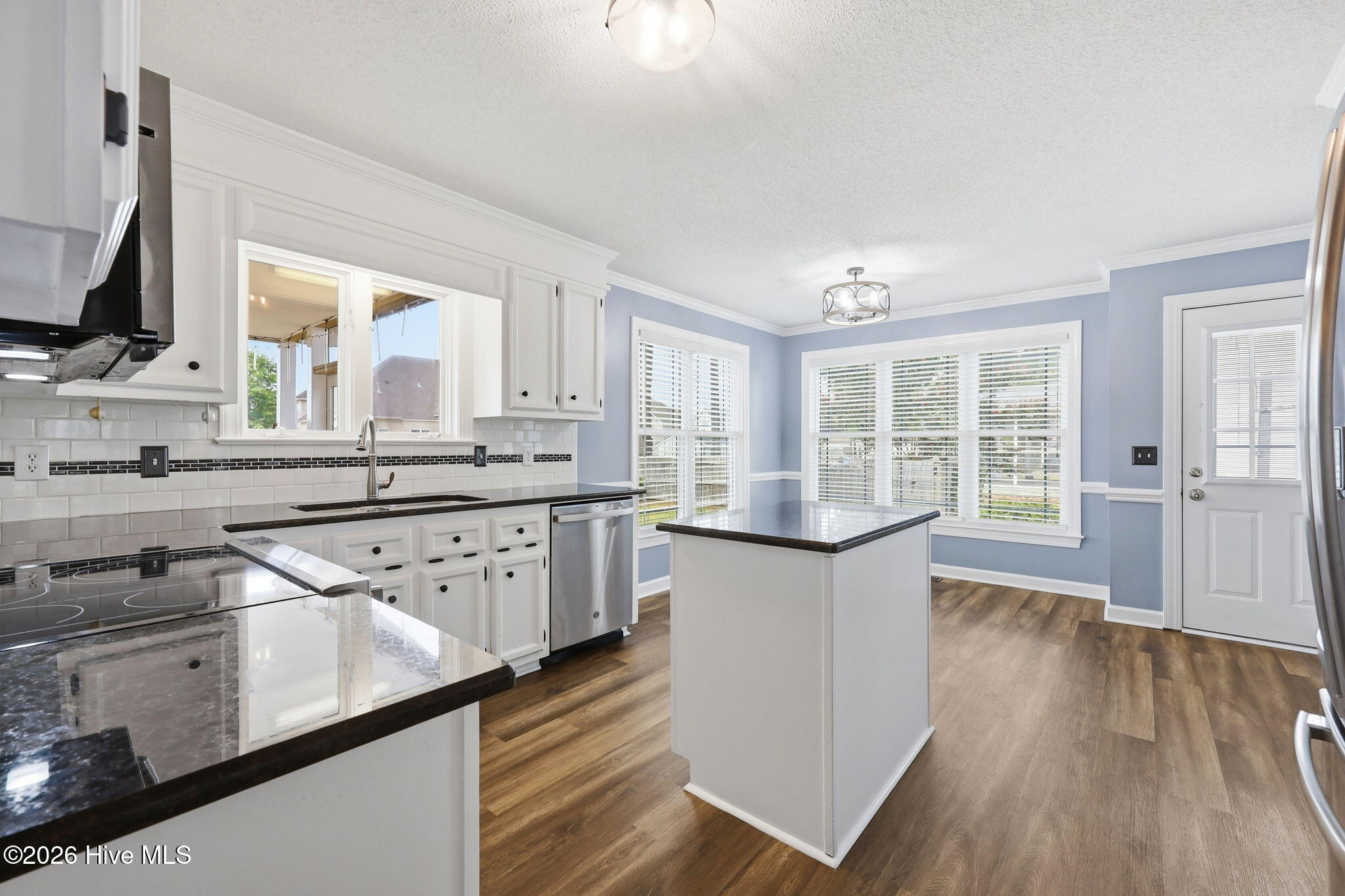 547 Tabard Road Property Photo 11