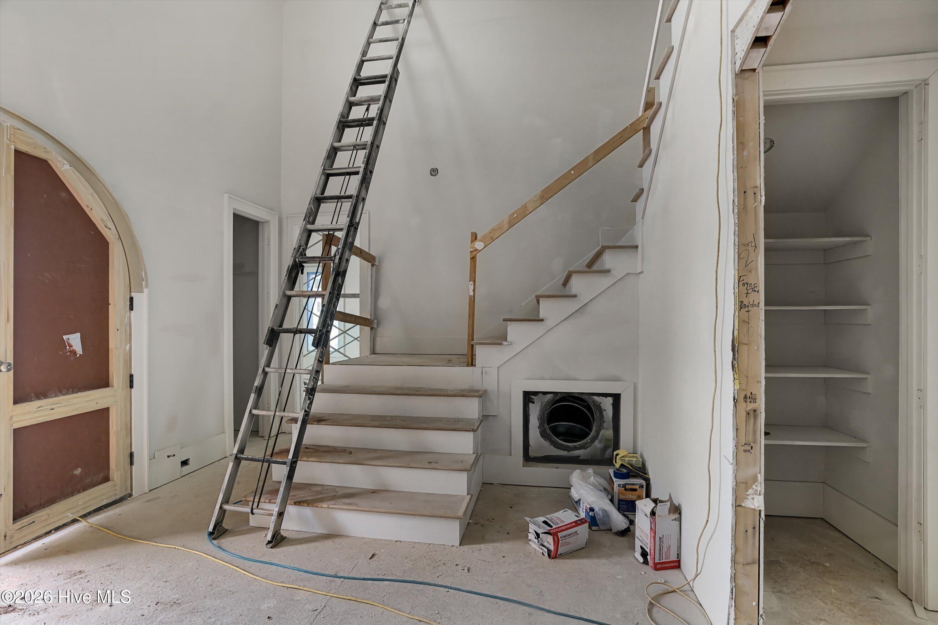 3104 Carillon Way Property Photo 5
