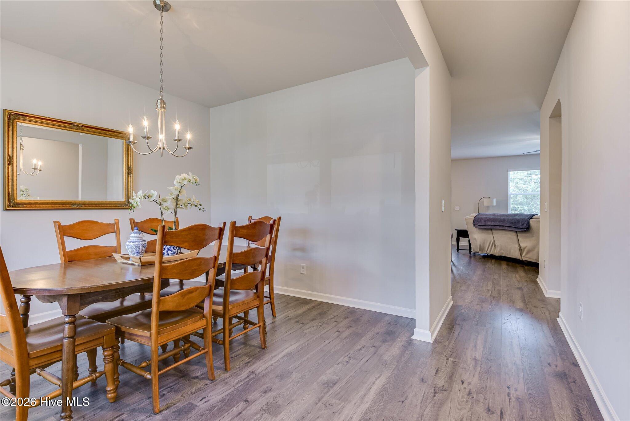3196 White Gate Loop Property Photo 7