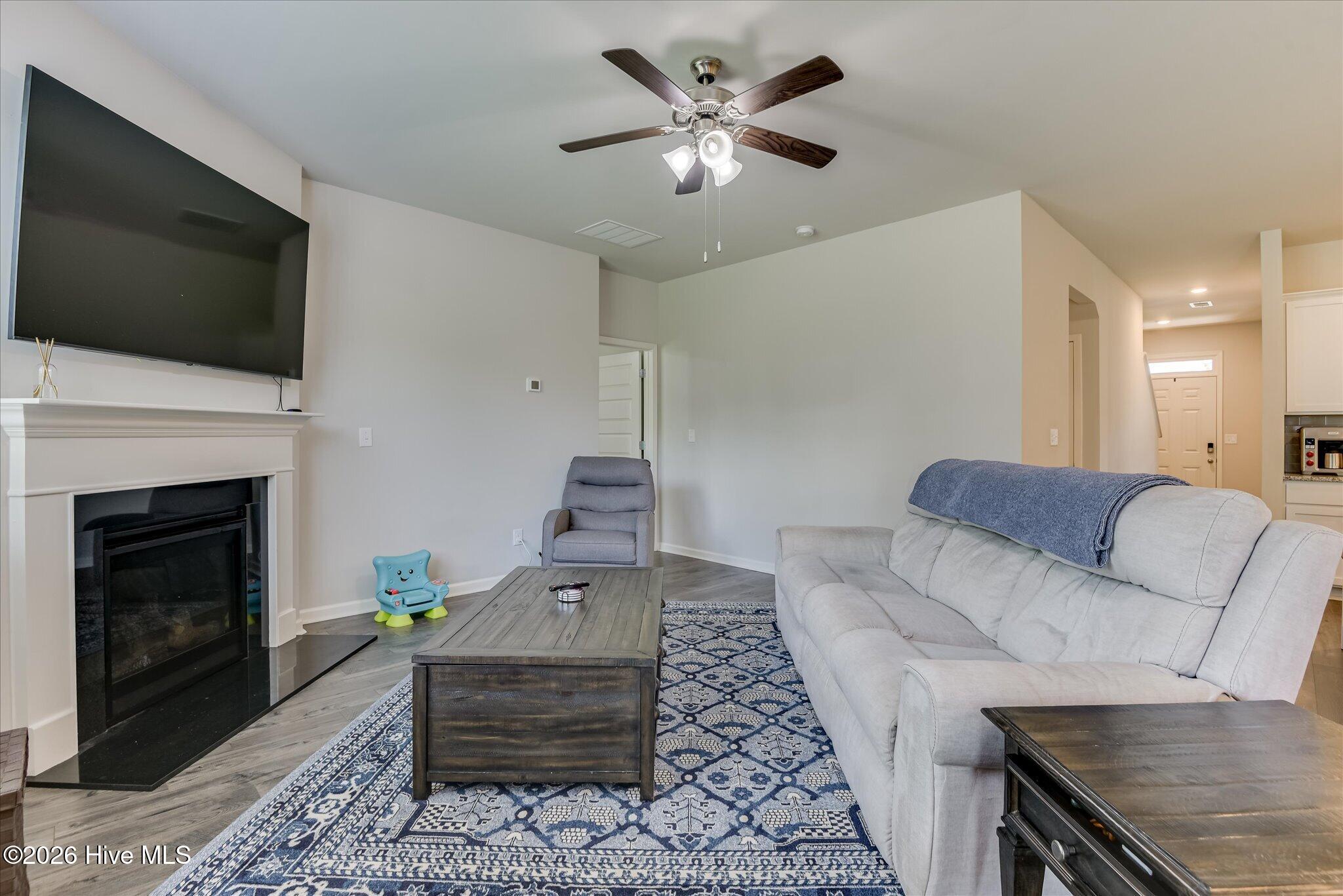 3196 White Gate Loop Property Photo 9