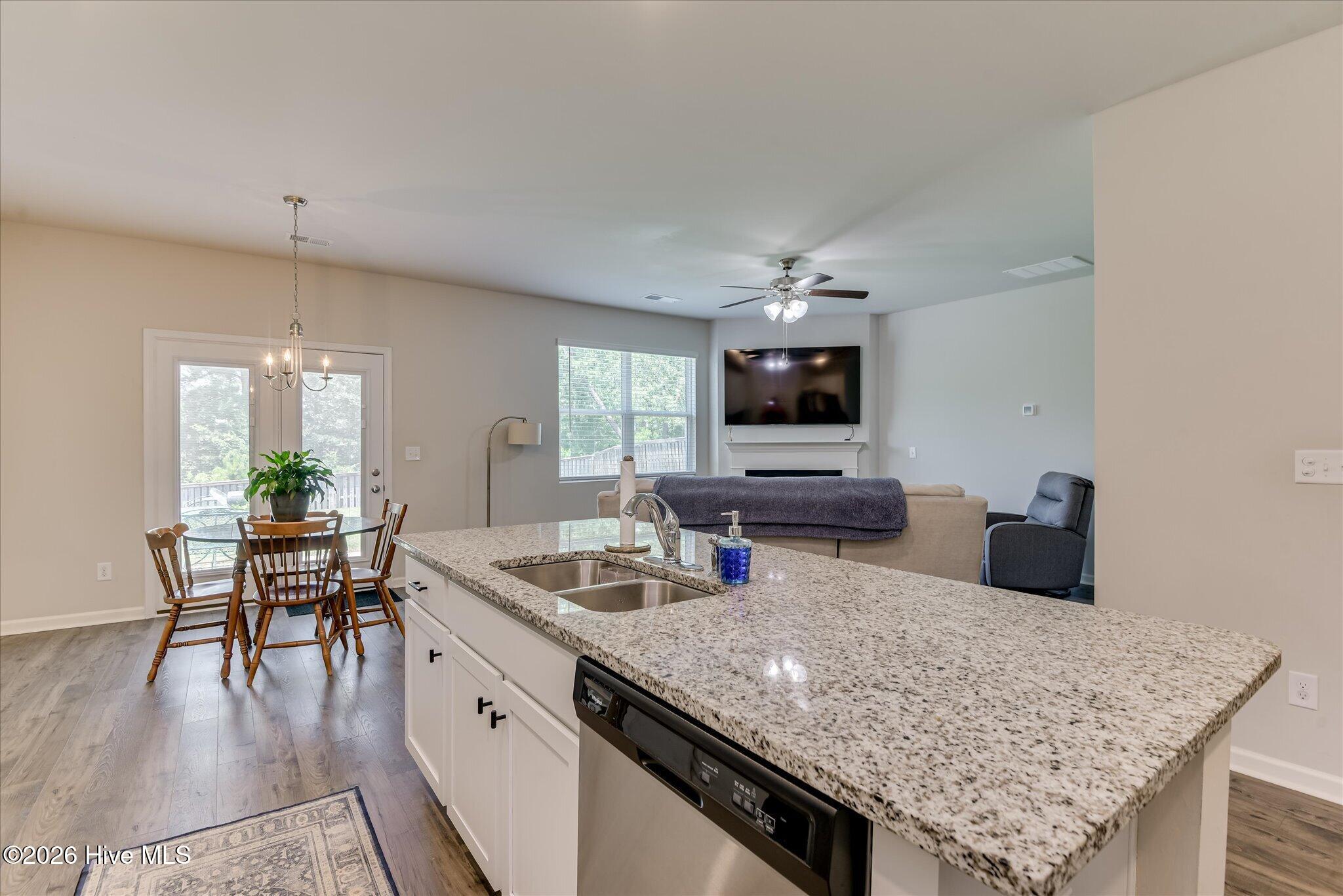 3196 White Gate Loop Property Photo 15