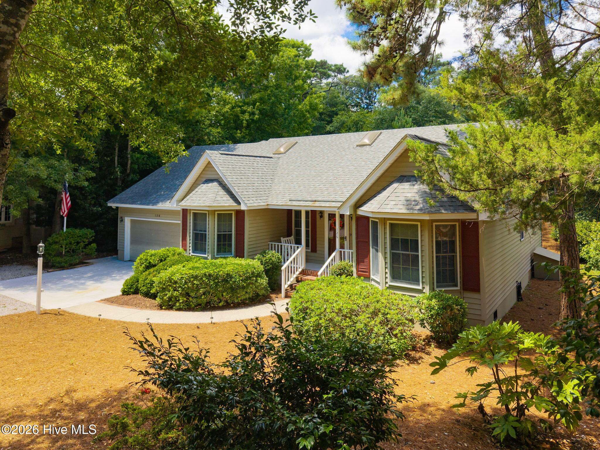 126 Loblolly Drive Property Photo 2