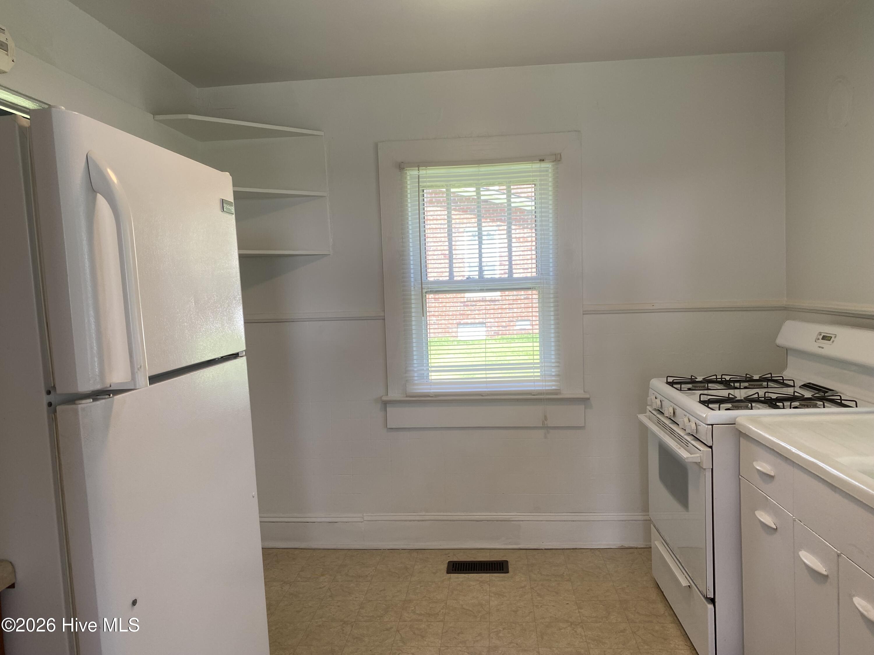 1317 Highland Drive Property Photo 4