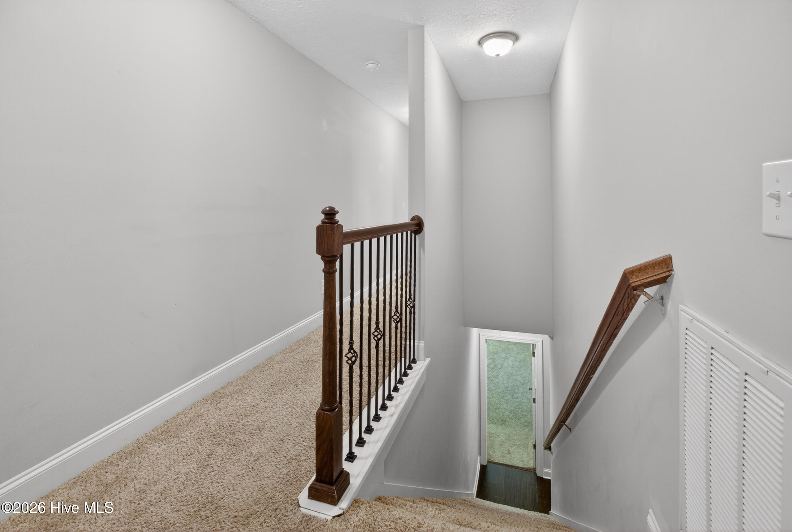 3915 Berkshire Way Property Photo 30