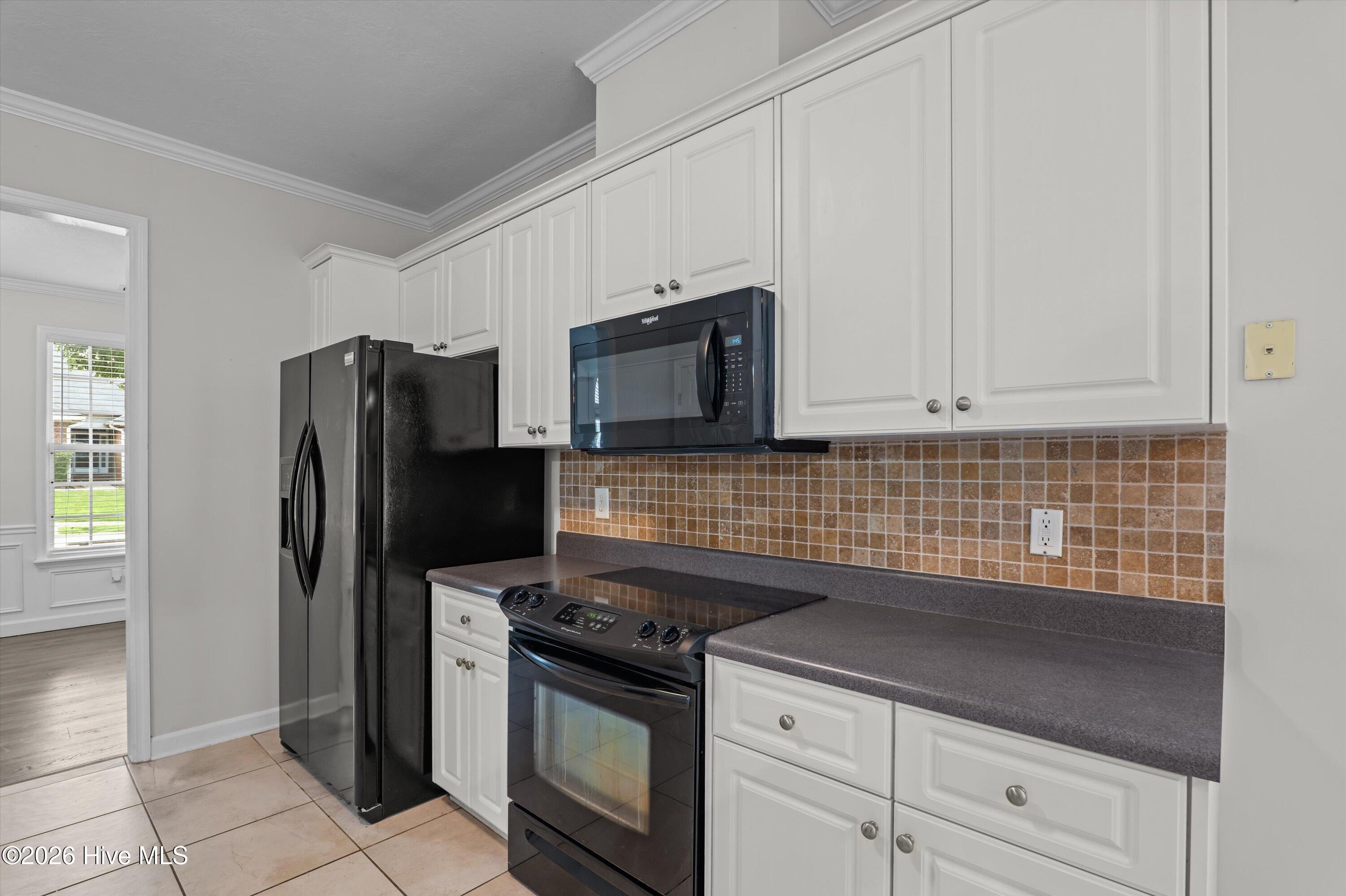 647 Ventana Drive Property Photo 17