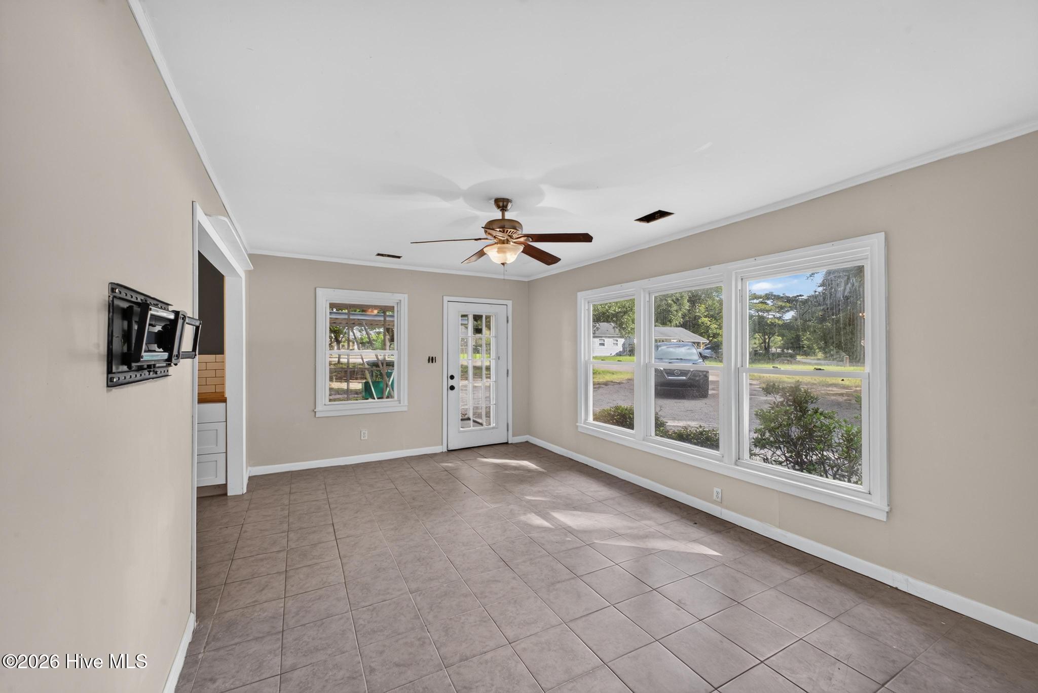 116 Taylor Street Property Photo 6
