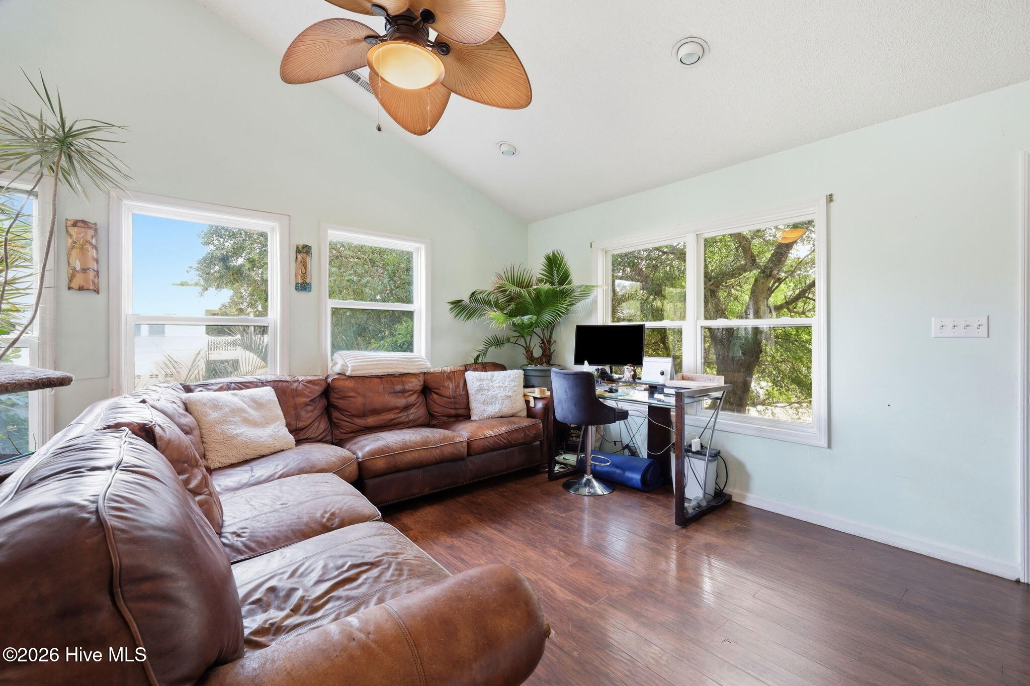 404 Bogue Inlet Drive Property Photo 4