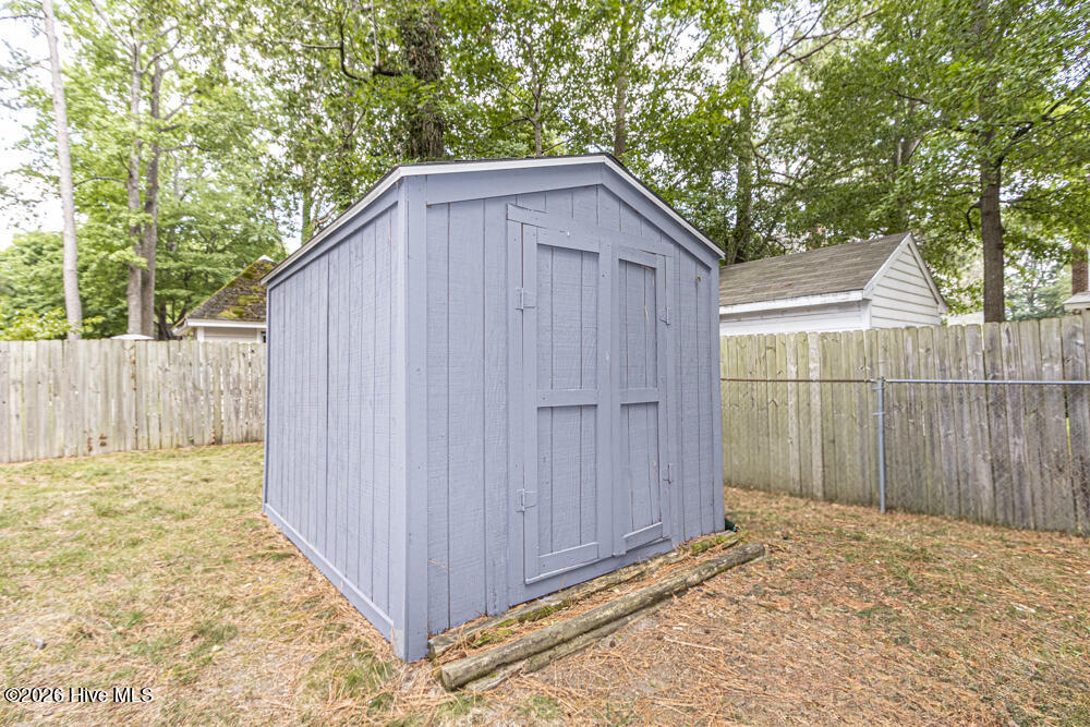4013 Crosswinds Drive Property Photo 12