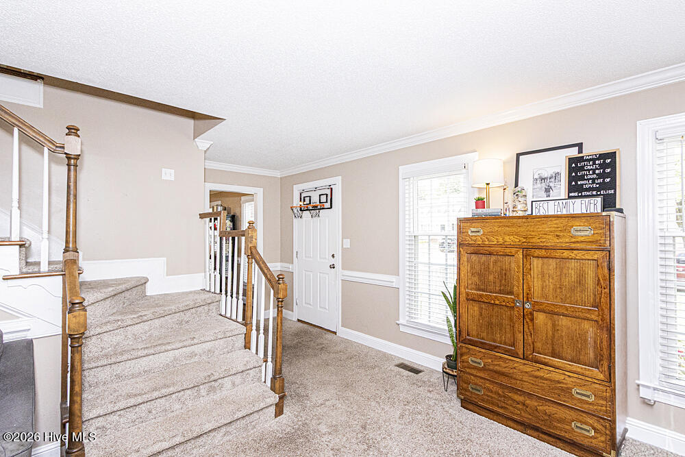 4013 Crosswinds Drive Property Photo 14
