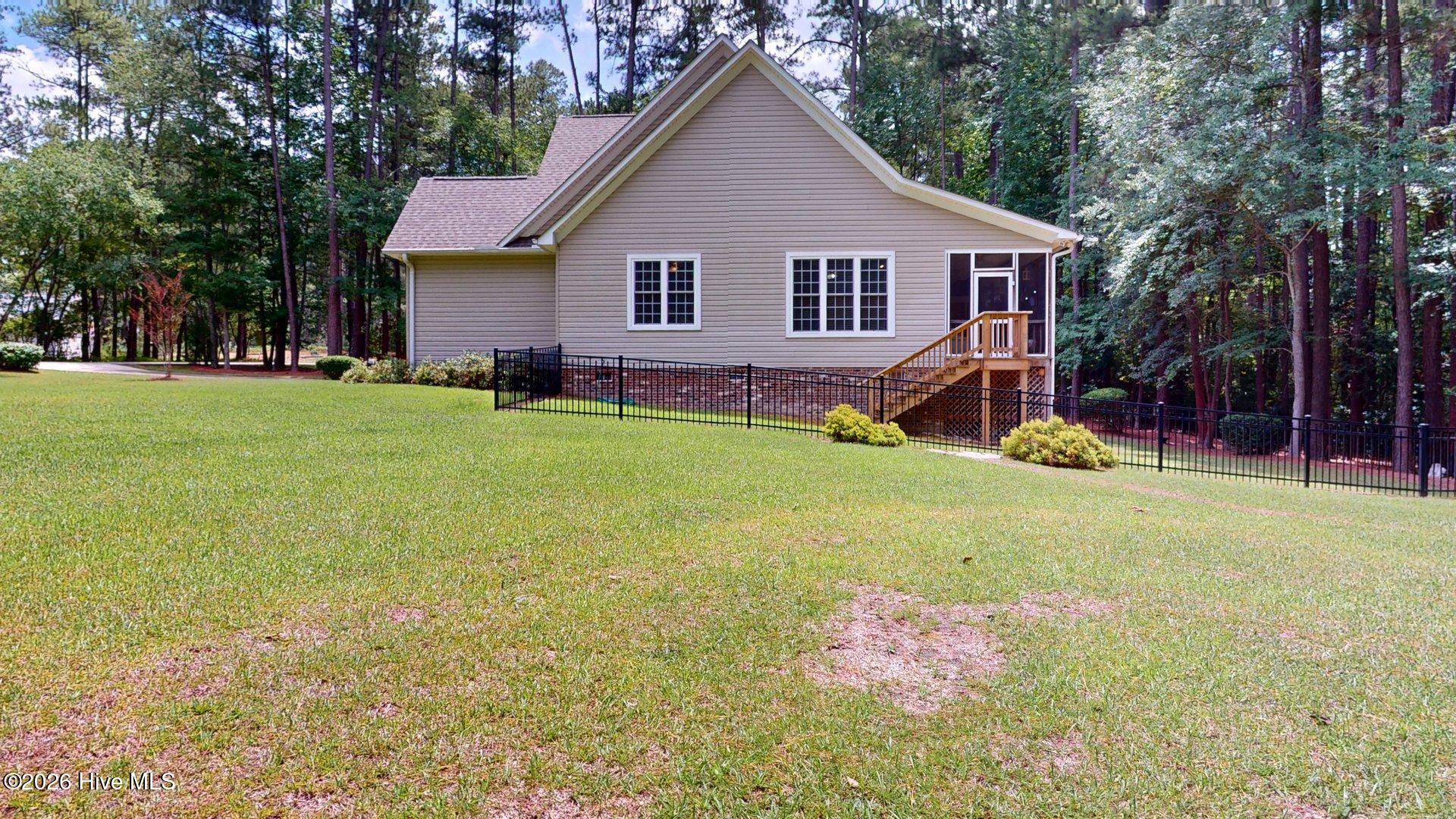 30140 Sandstone Lane Property Photo 5