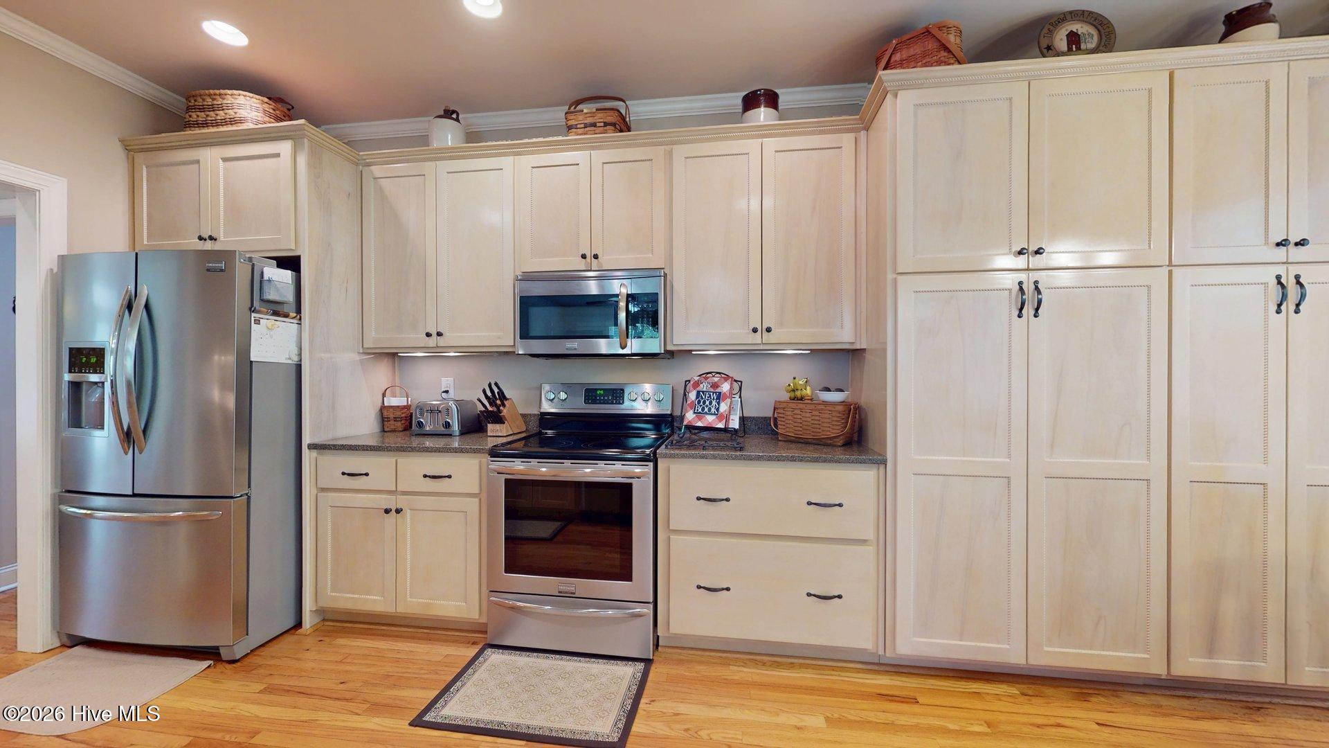 30140 Sandstone Lane Property Photo 14