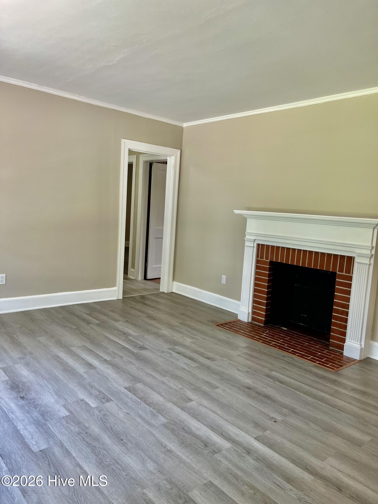 1709 Beech Street Property Photo 5