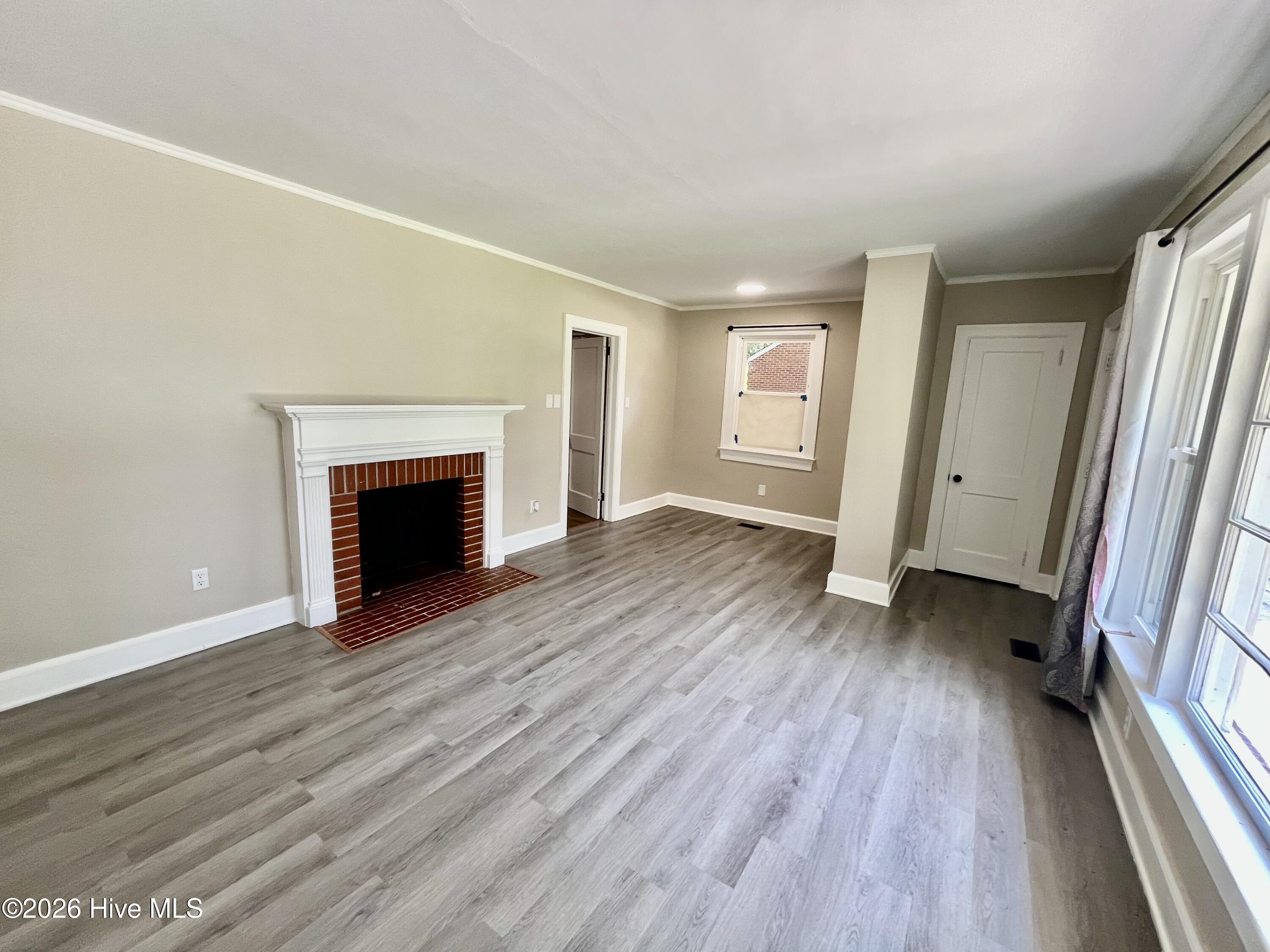 1709 Beech Street Property Photo 7