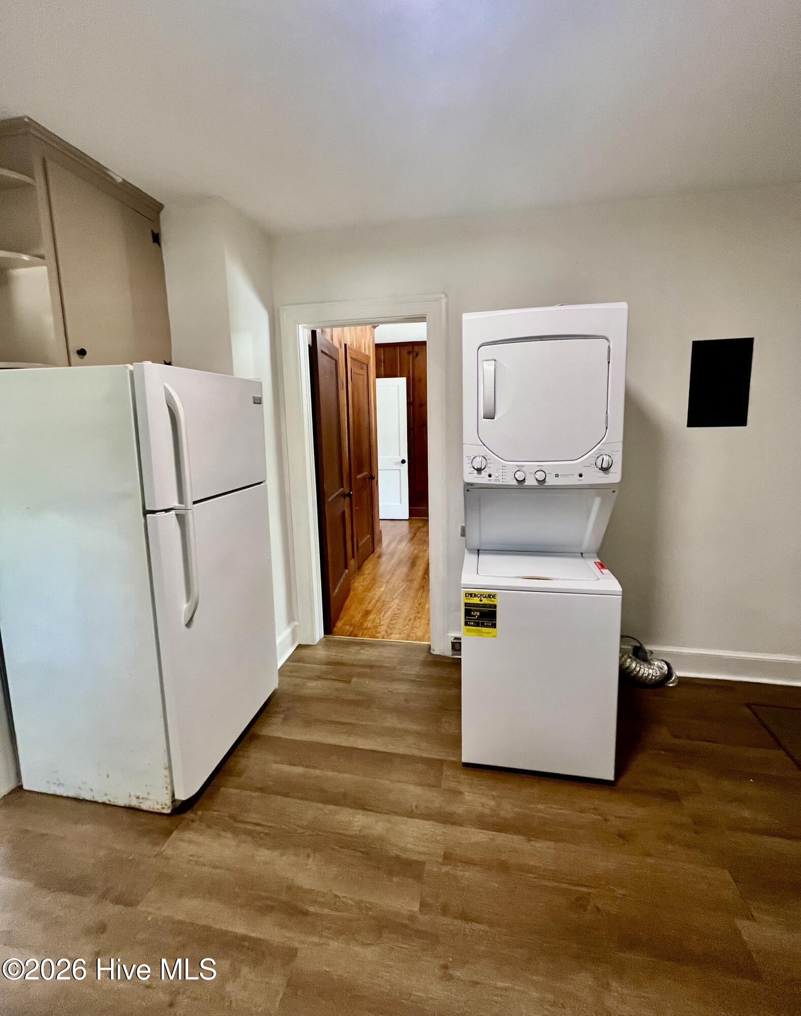 1709 Beech Street Property Photo 14
